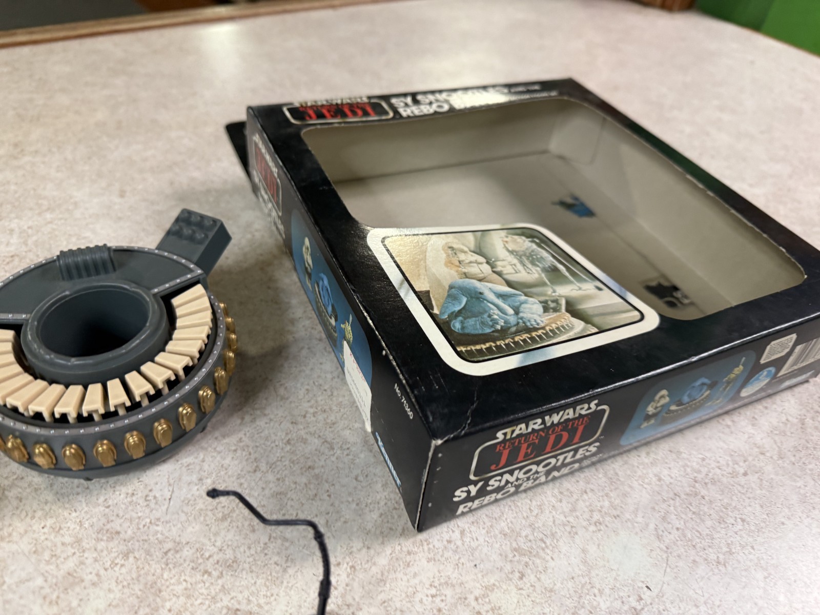 Sy Snootles & The Rebo Band sold