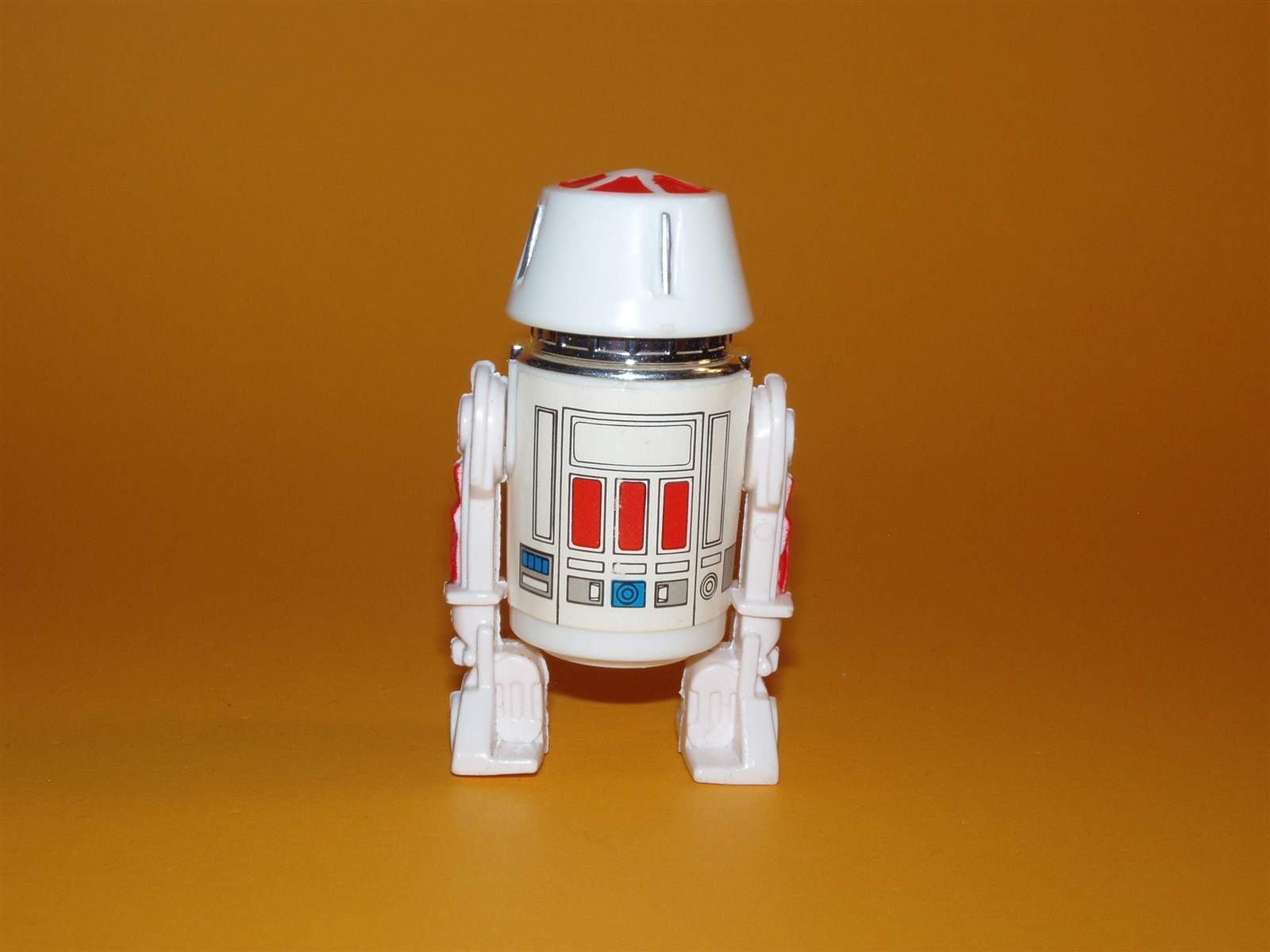 R5-D4 (Arfive-Defour) sold