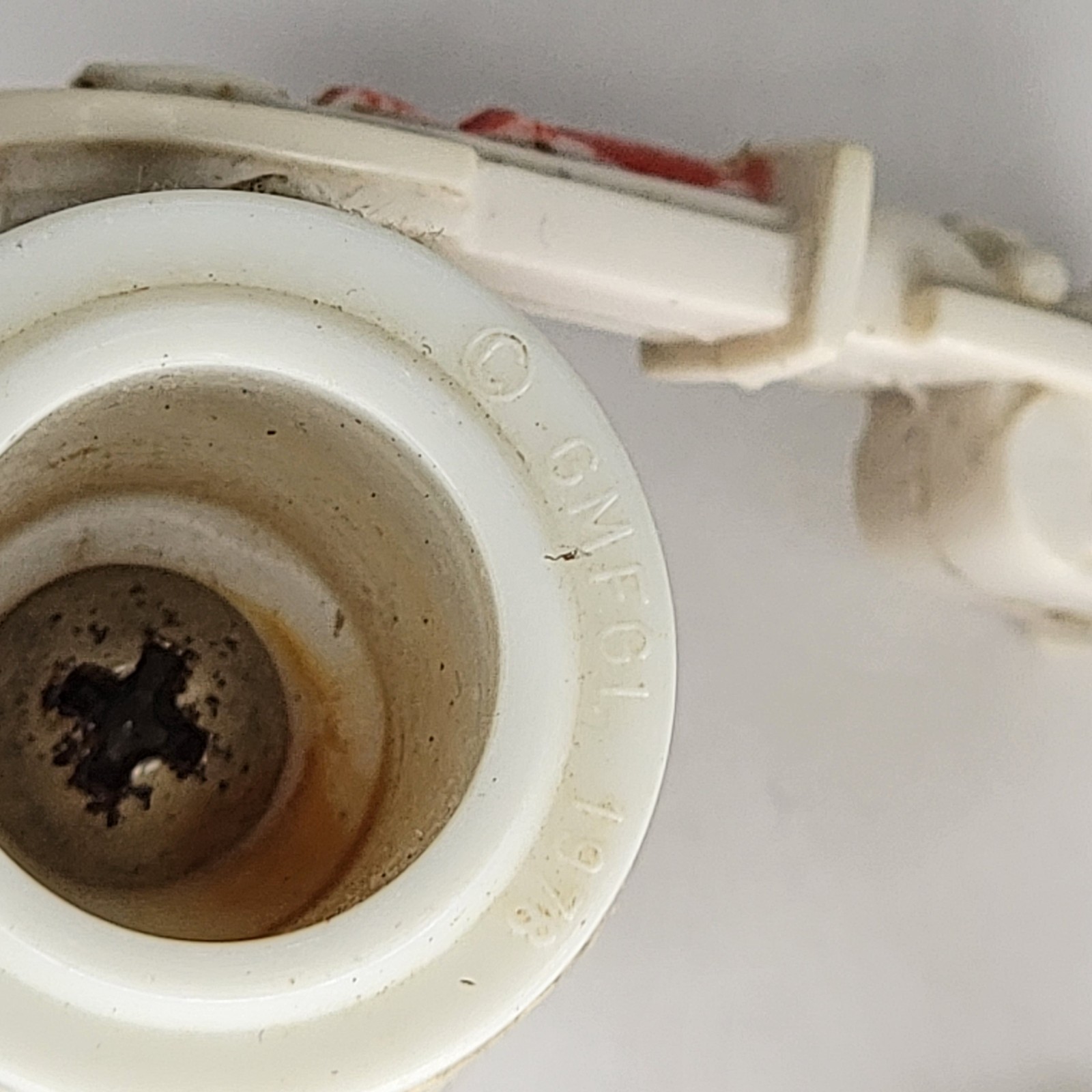 R5-D4 (Arfive-Defour) sold