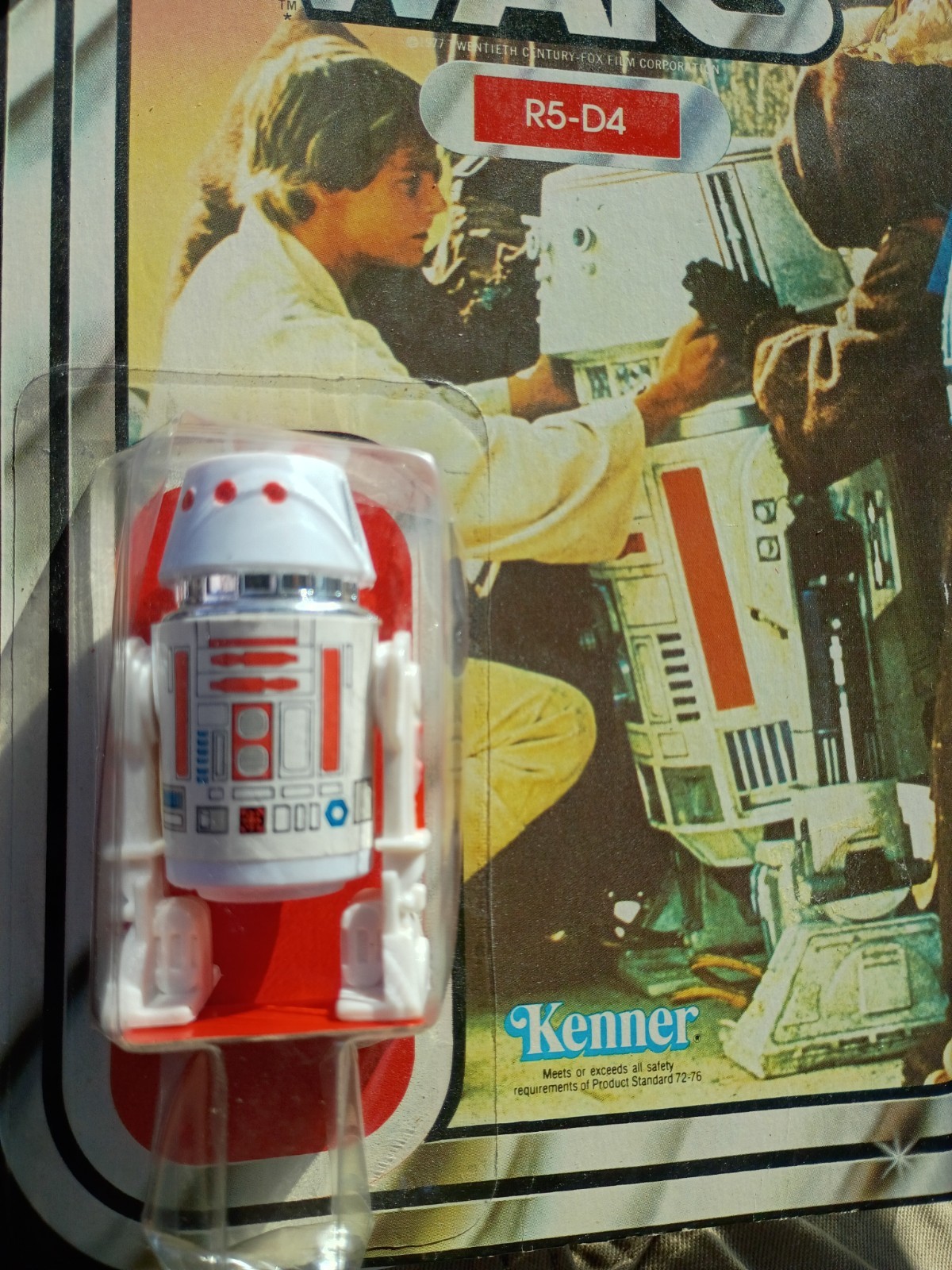 R5-D4 (Arfive-Defour) sold