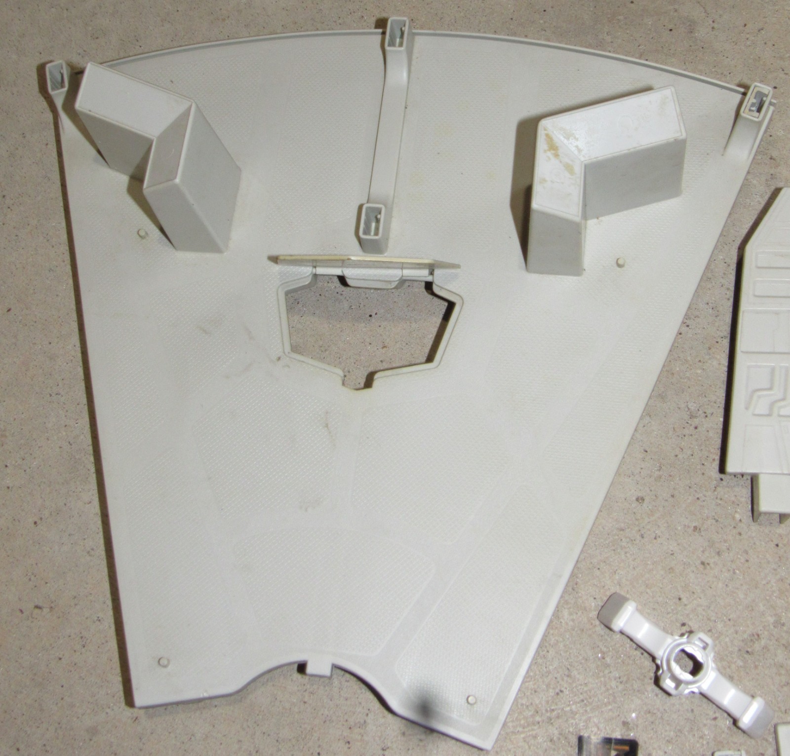 Death Star Space Station (Kenner) sold