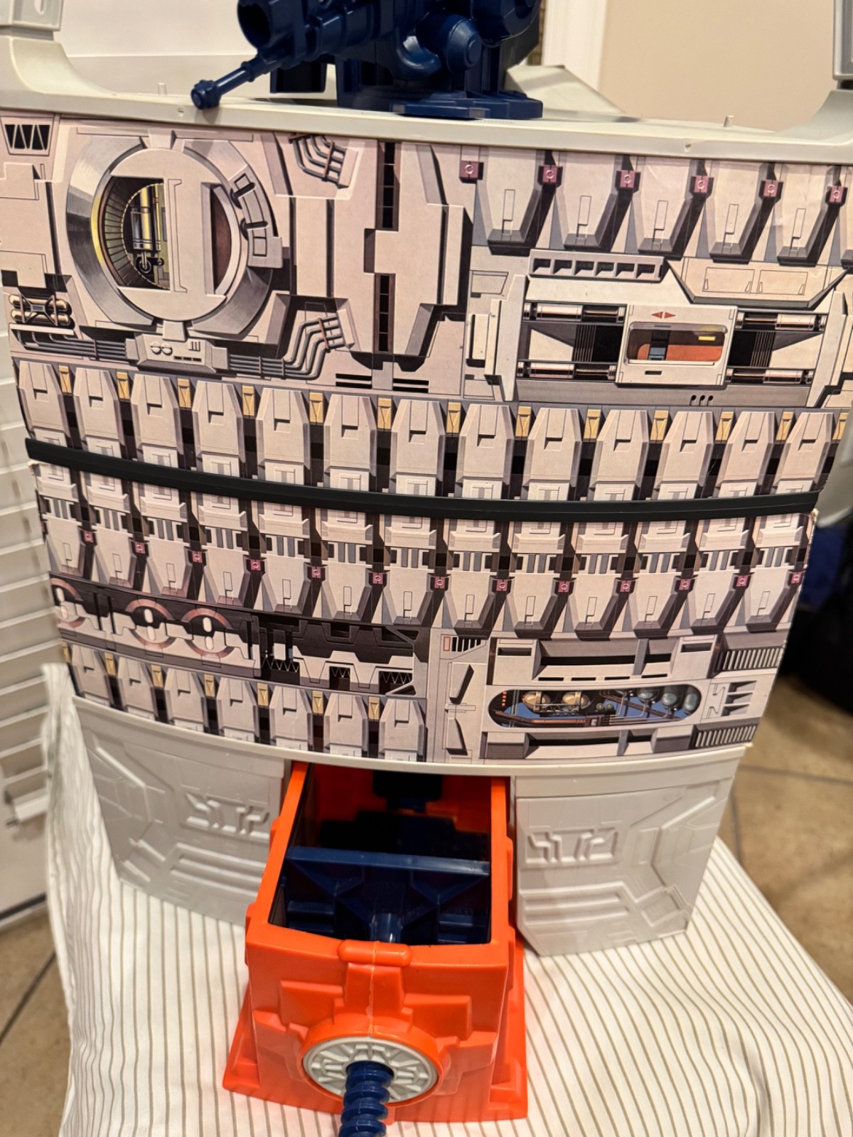 Death Star Space Station (Kenner) sold