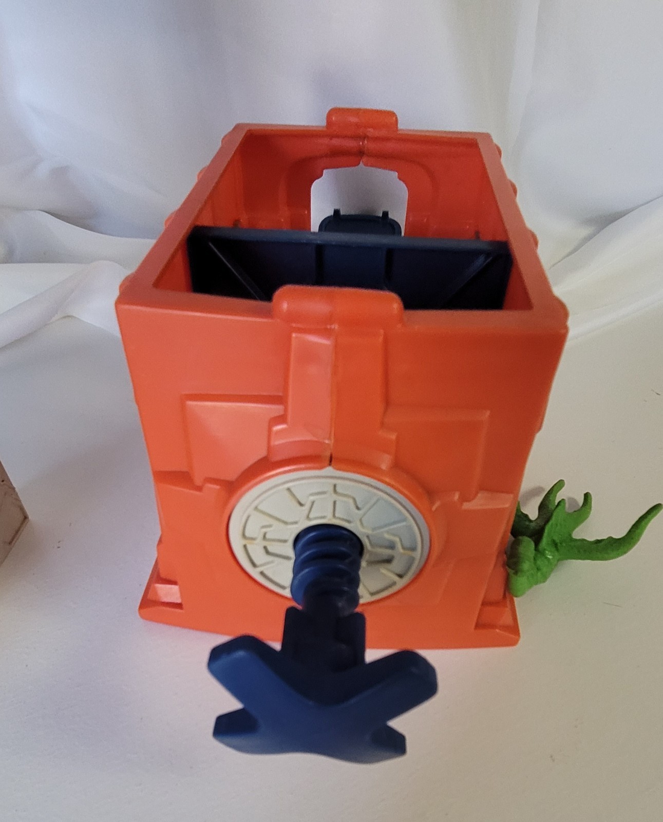 Death Star Space Station (Kenner) sold