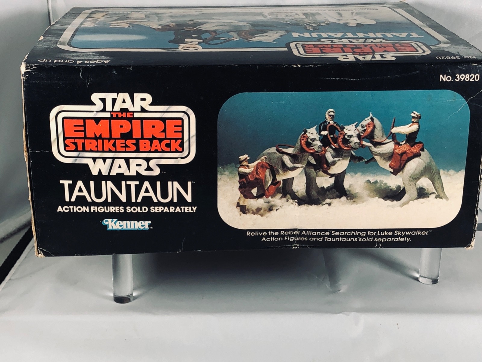 Tauntaun (closed belly) sold