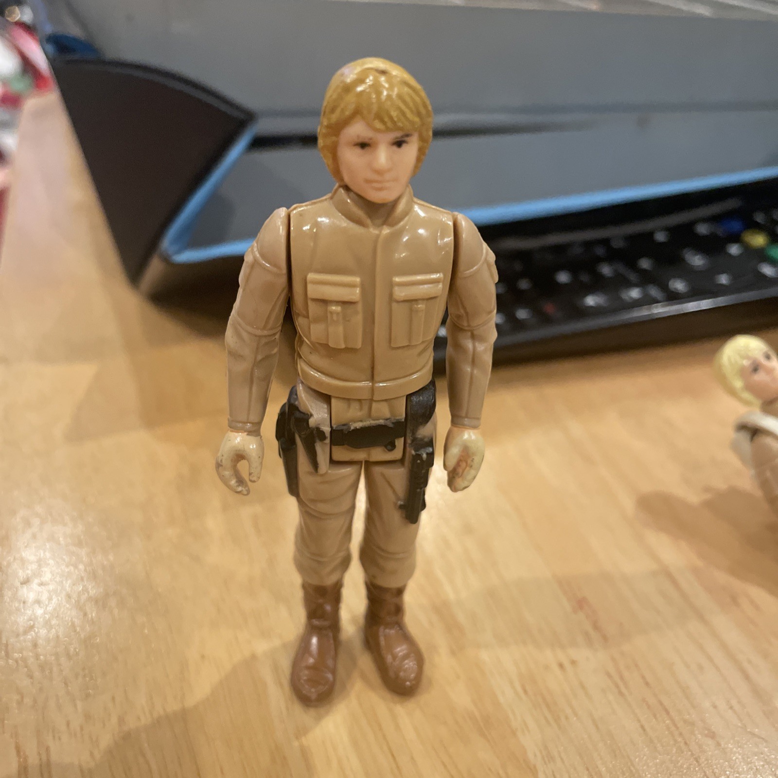 Luke Skywalker (Bespin Fatigues) sold