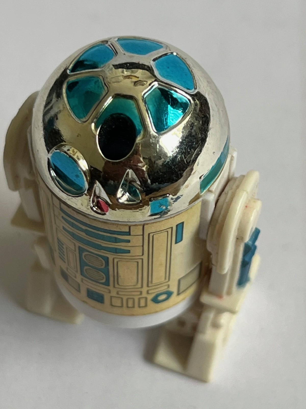 R2-D2 (Artoo-Detoo) with pop-up Lightsaber sold