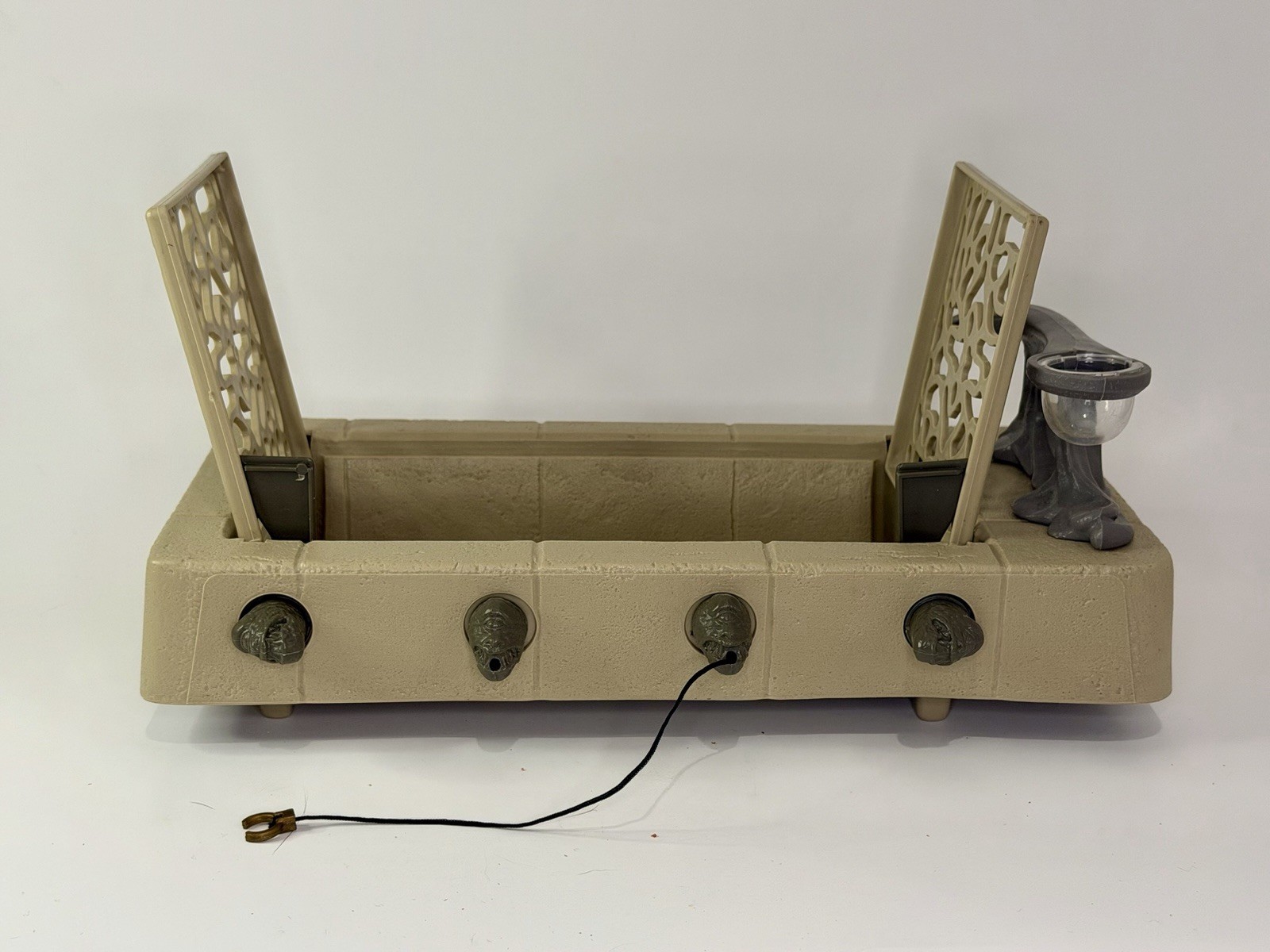 Jabba the Hutt Action Playset sold