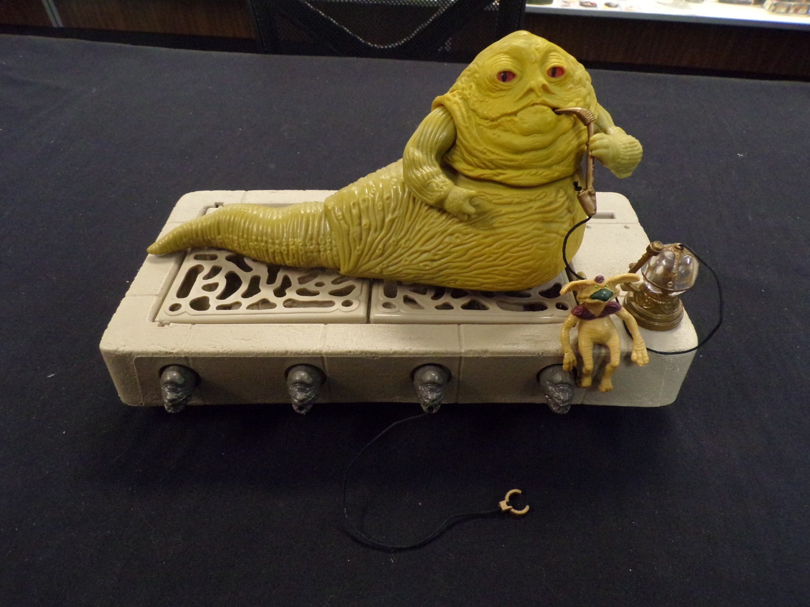 Jabba the Hutt Action Playset sold