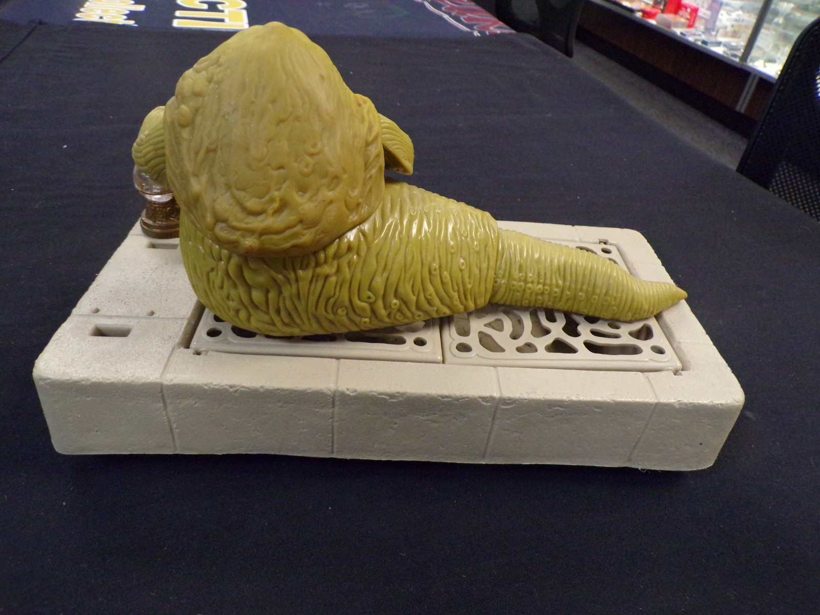 Jabba the Hutt Action Playset sold