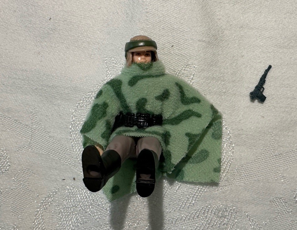 Princess Leia Organa (In Combat Poncho) sold