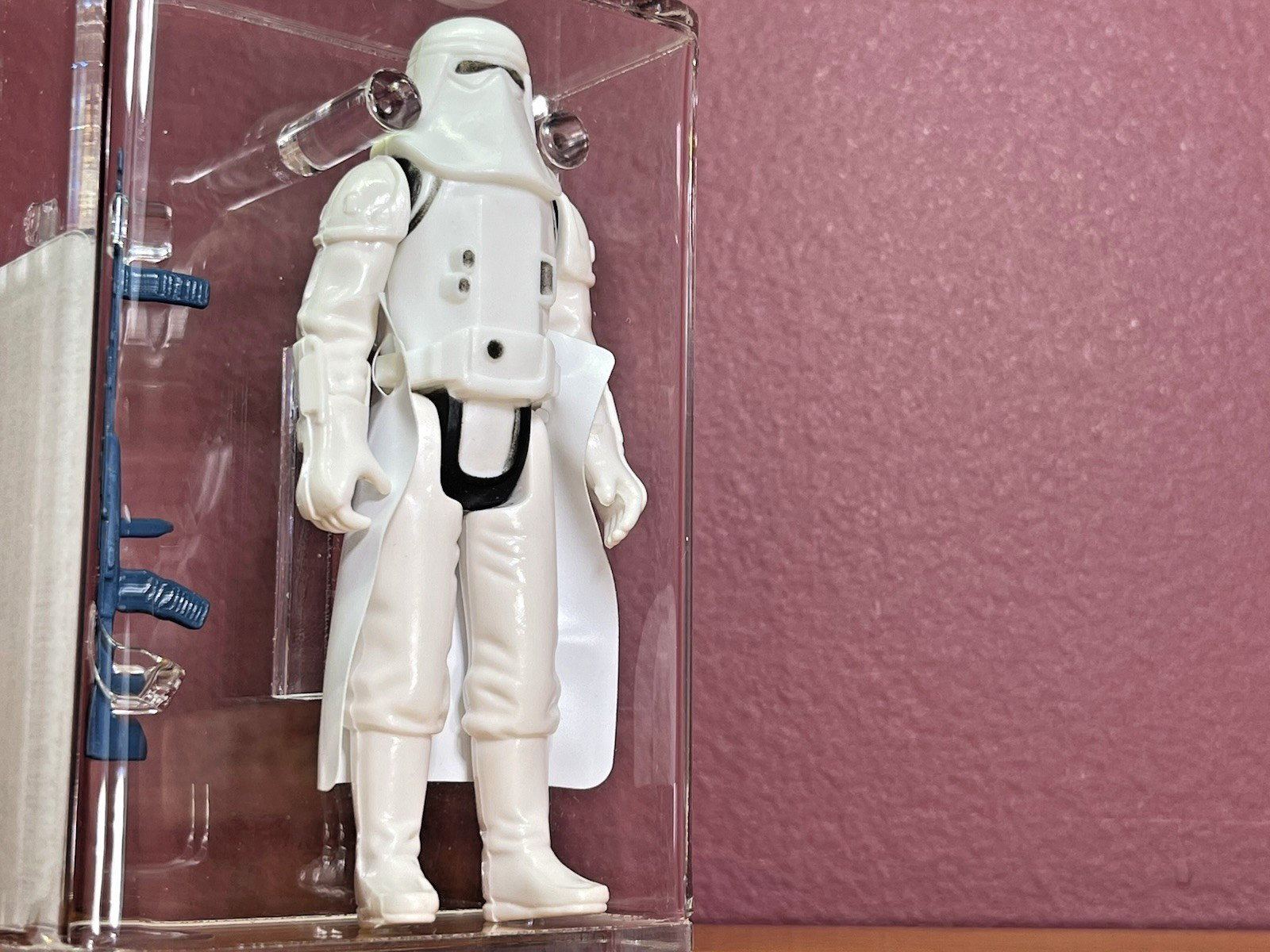 Imperial Stormtrooper (Hoth Battle Gear) - Snowtrooper sold