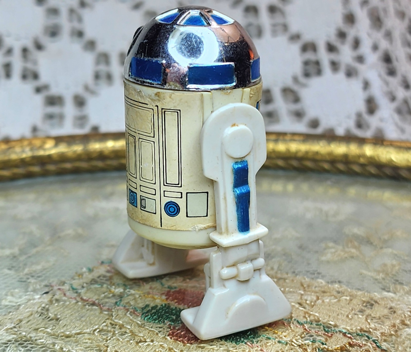 R2-D2 (Artoo-Detoo) sold