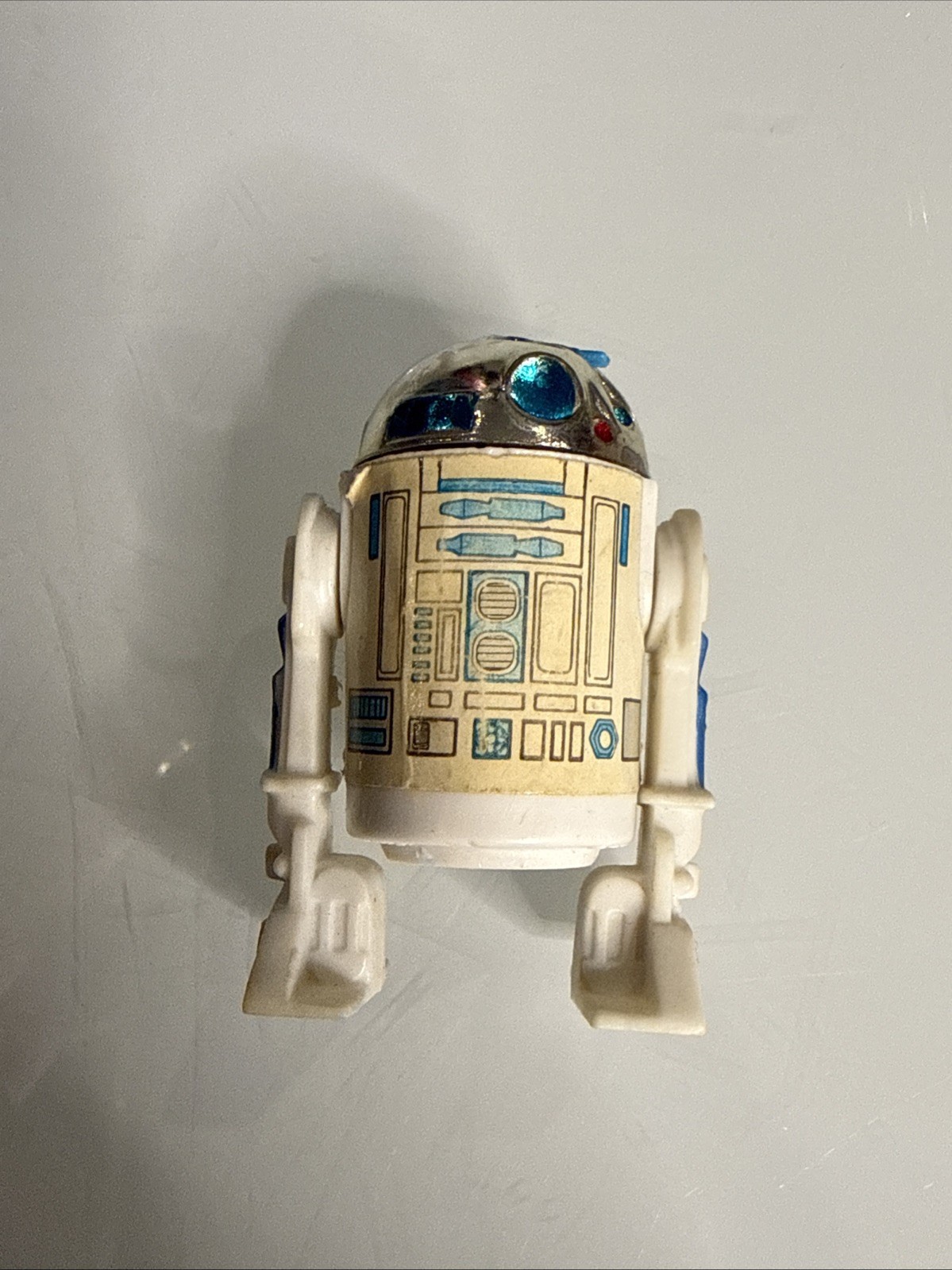 R2-D2 (Artoo-Detoo) (with Sensorscope) sold