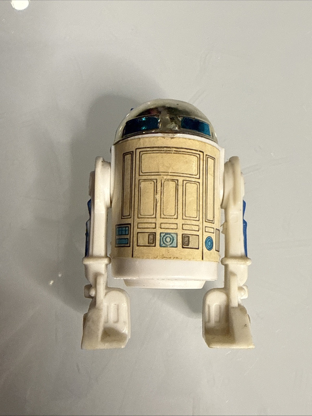 R2-D2 (Artoo-Detoo) (with Sensorscope) sold
