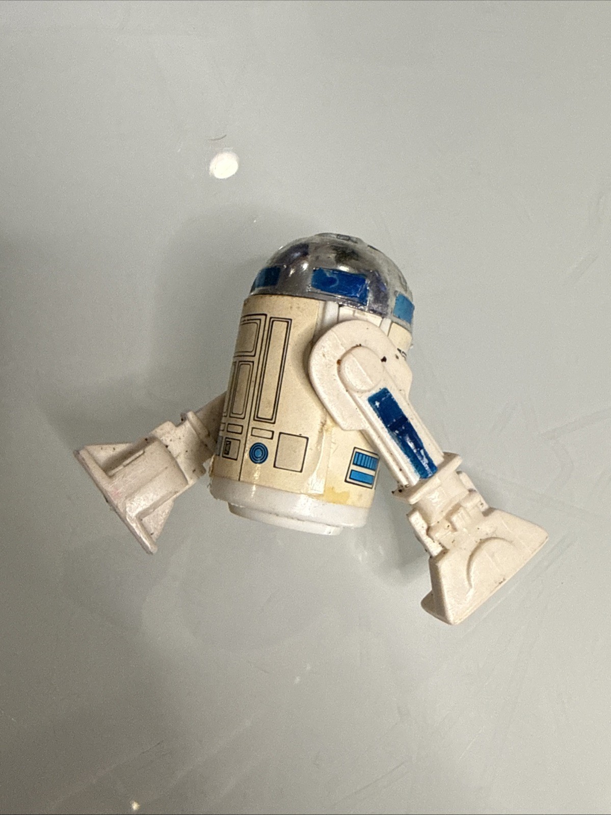 R2-D2 (Artoo-Detoo) (with Sensorscope) sold