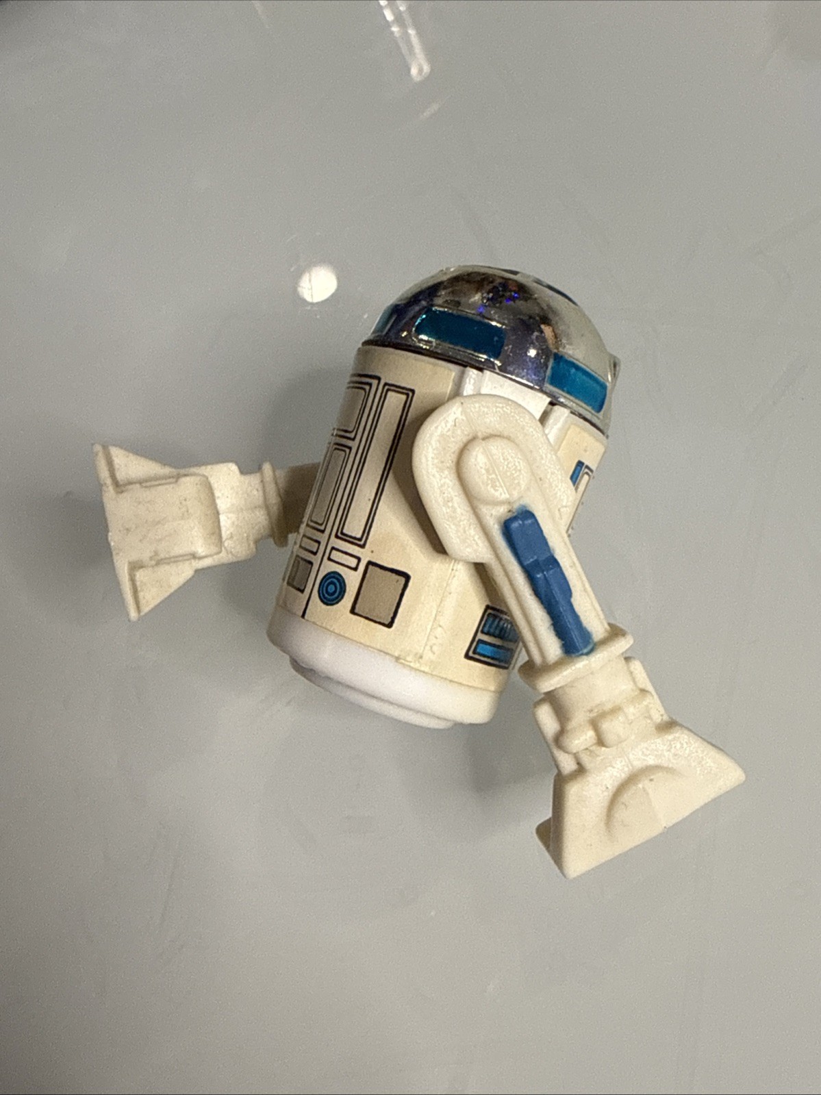 R2-D2 (Artoo-Detoo) (with Sensorscope) sold