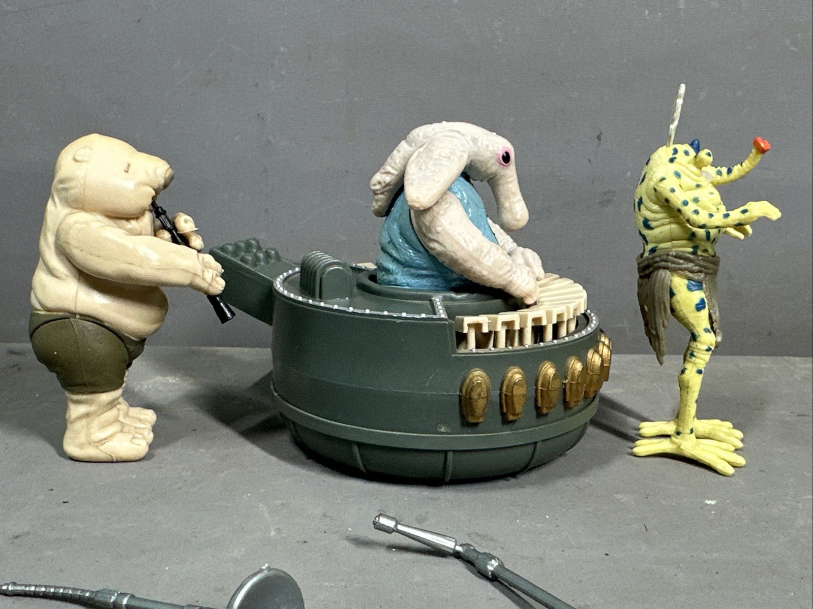 Sy Snootles & The Rebo Band sold