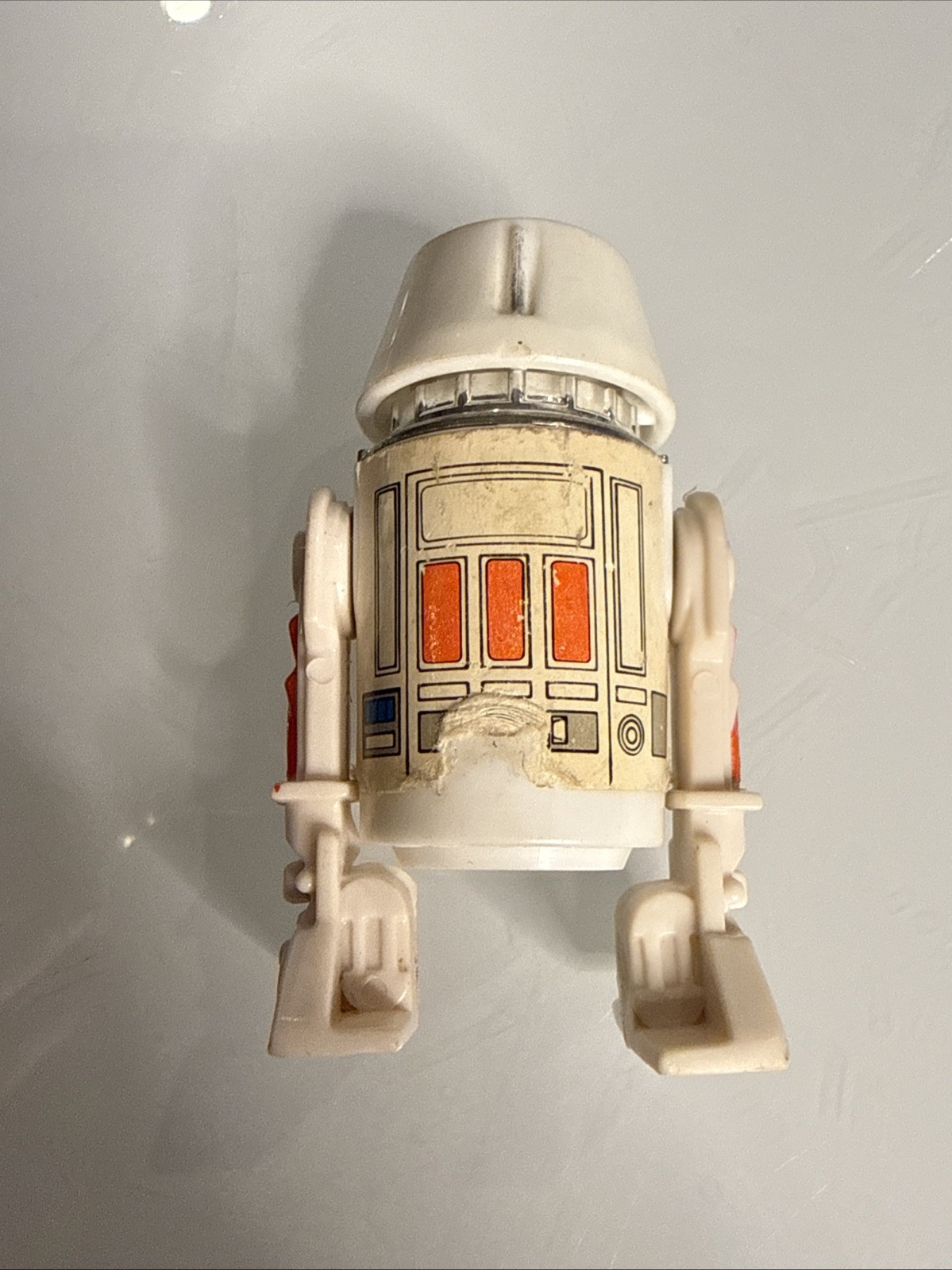 R5-D4 (Arfive-Defour) sold