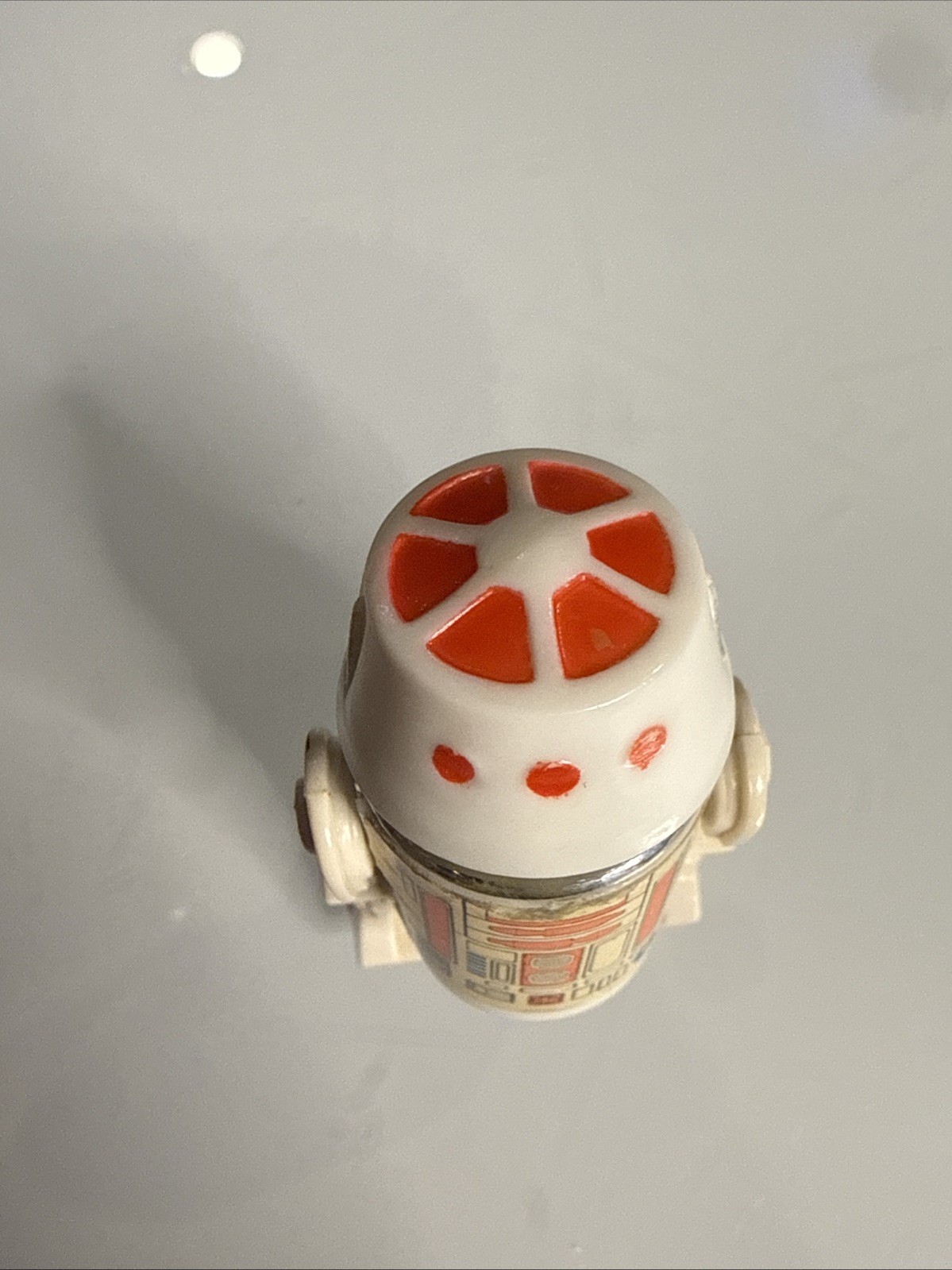 R5-D4 (Arfive-Defour) sold