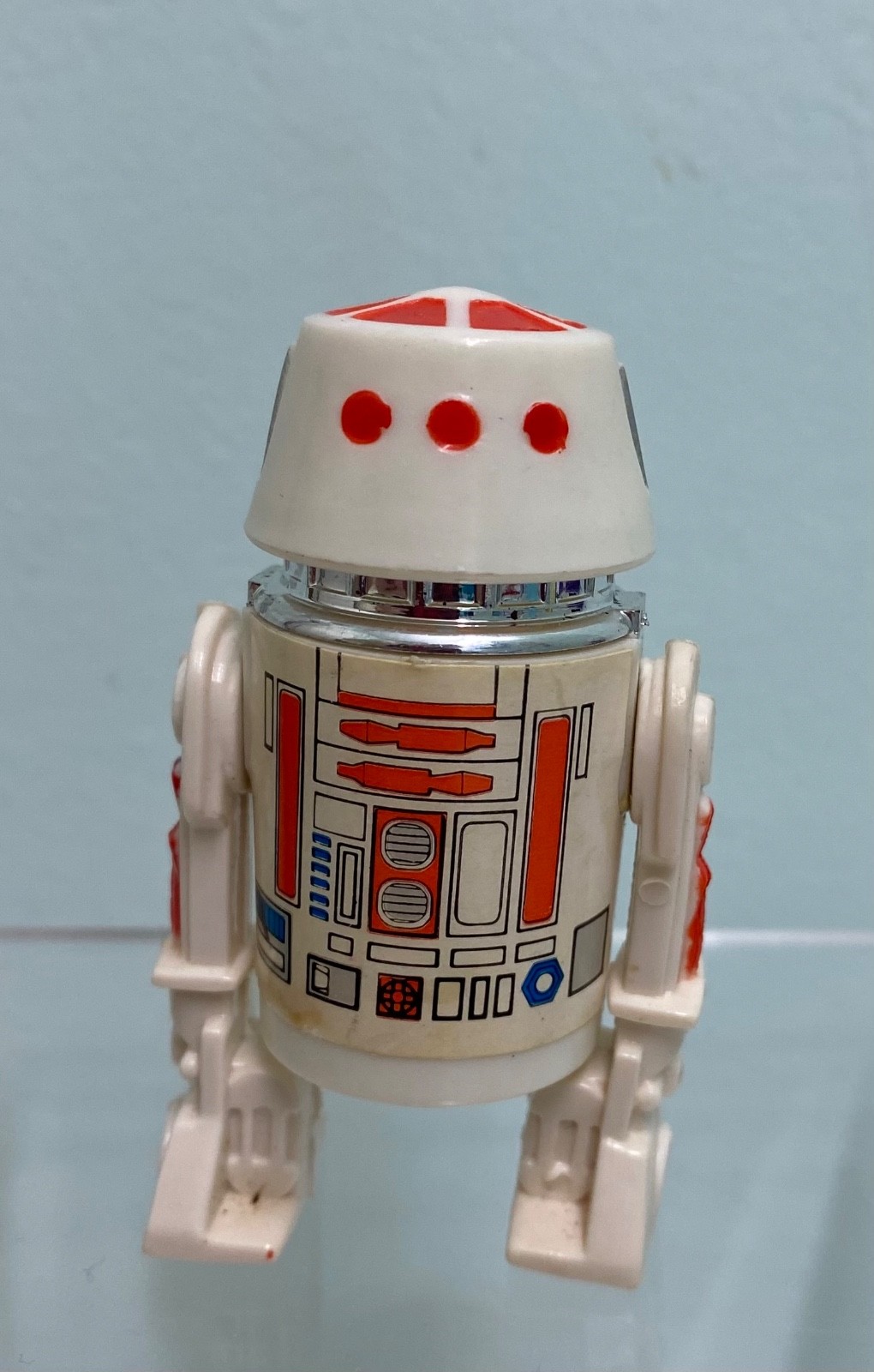 R5-D4 (Arfive-Defour) sold