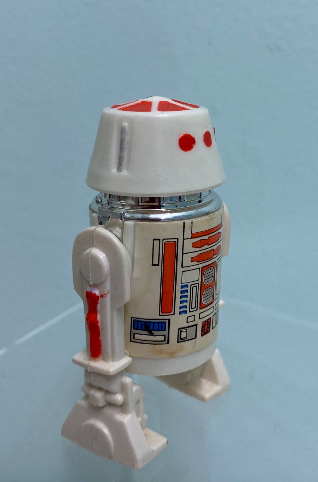 R5-D4 (Arfive-Defour) sold