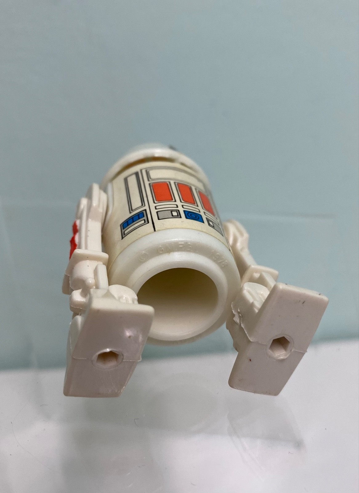 R5-D4 (Arfive-Defour) sold