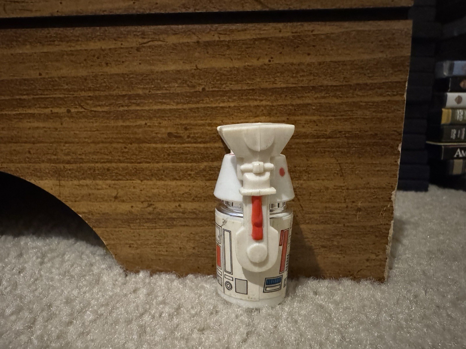 R5-D4 (Arfive-Defour) sold