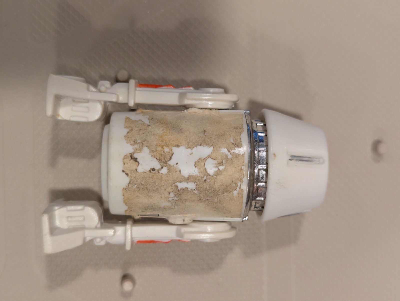 R5-D4 (Arfive-Defour) sold