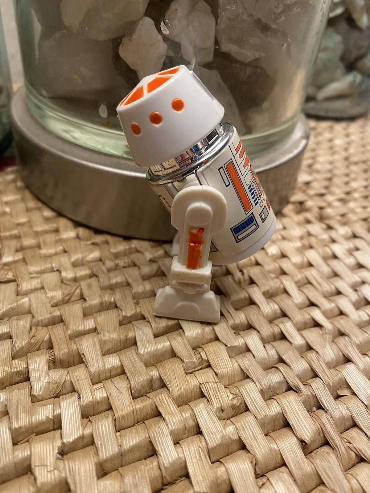 R5-D4 (Arfive-Defour) sold