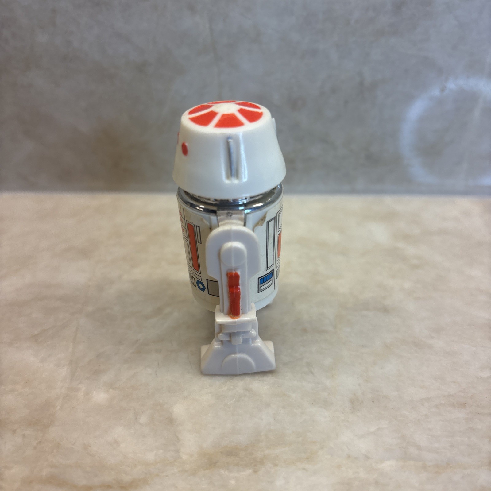 R5-D4 (Arfive-Defour) sold