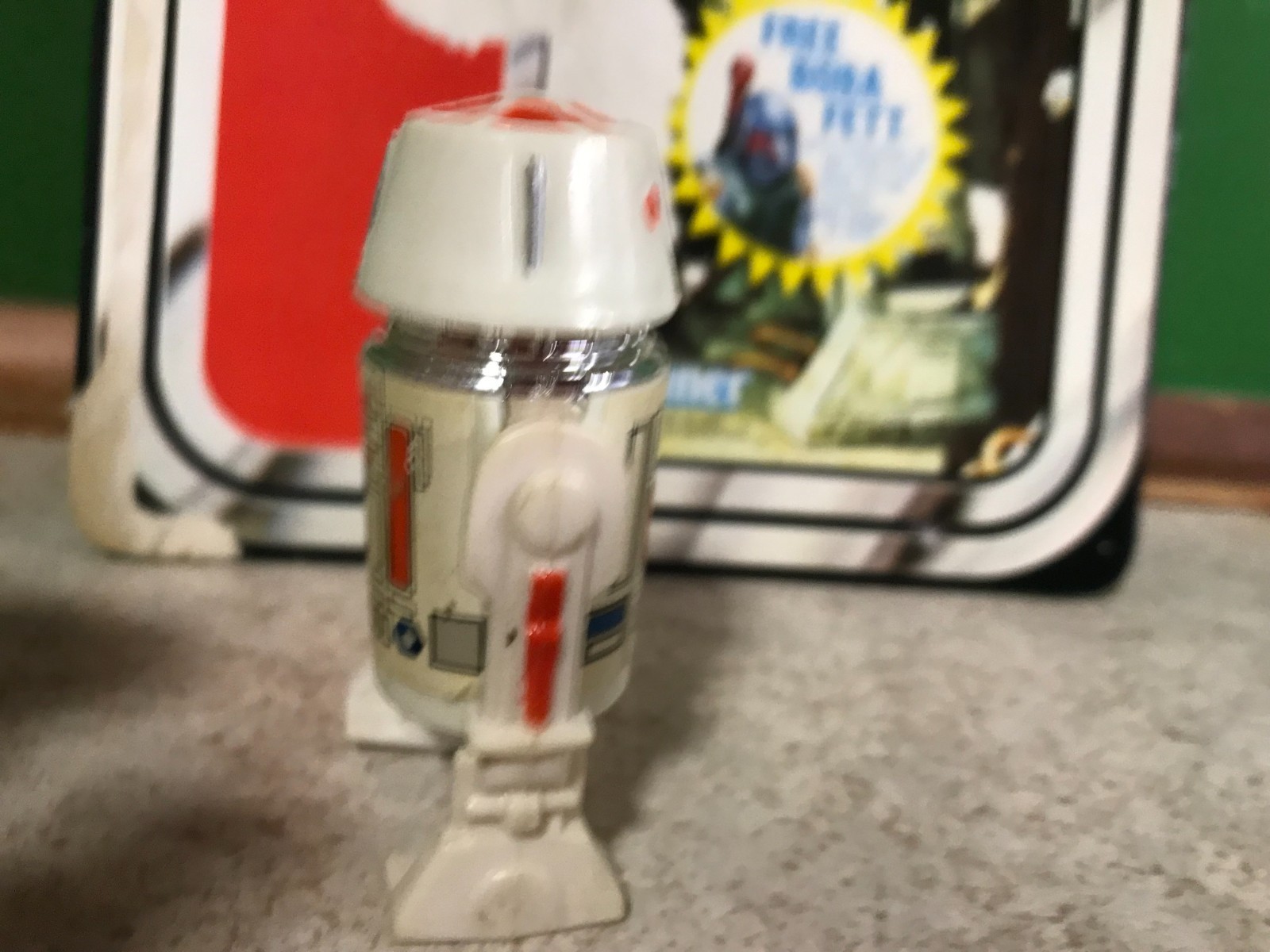 R5-D4 (Arfive-Defour) sold