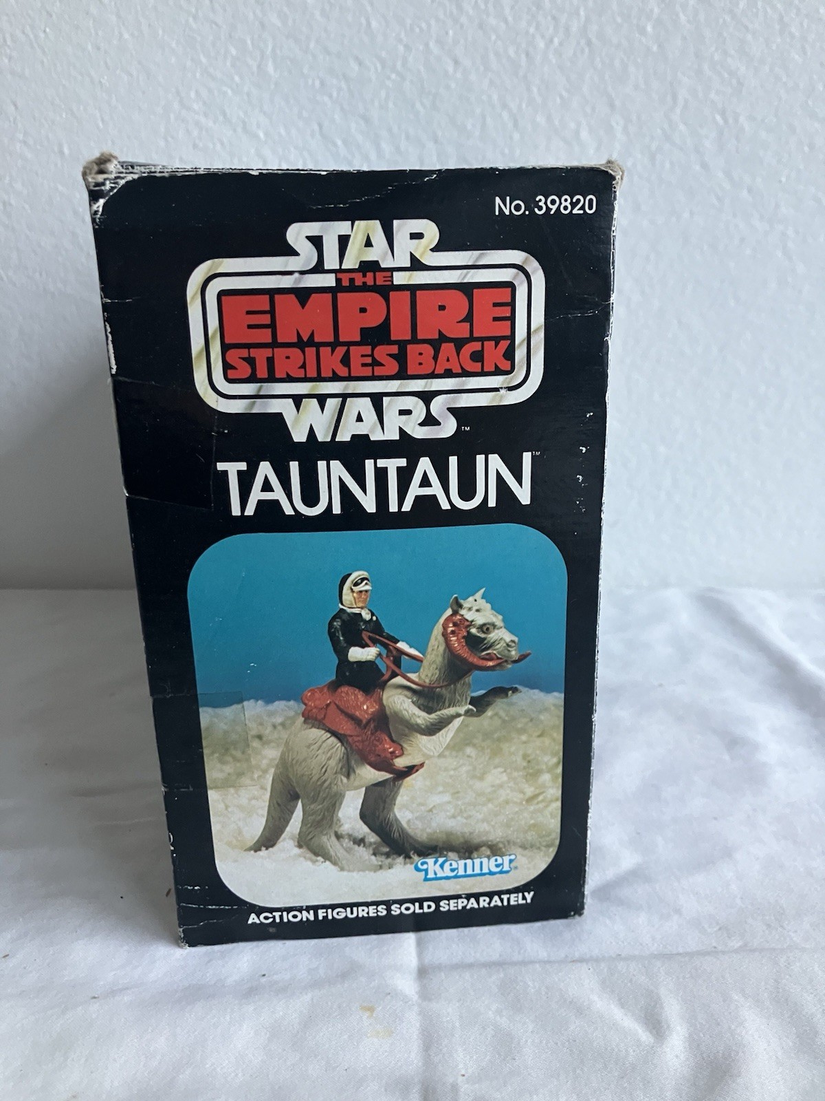 Tauntaun (closed belly) sold