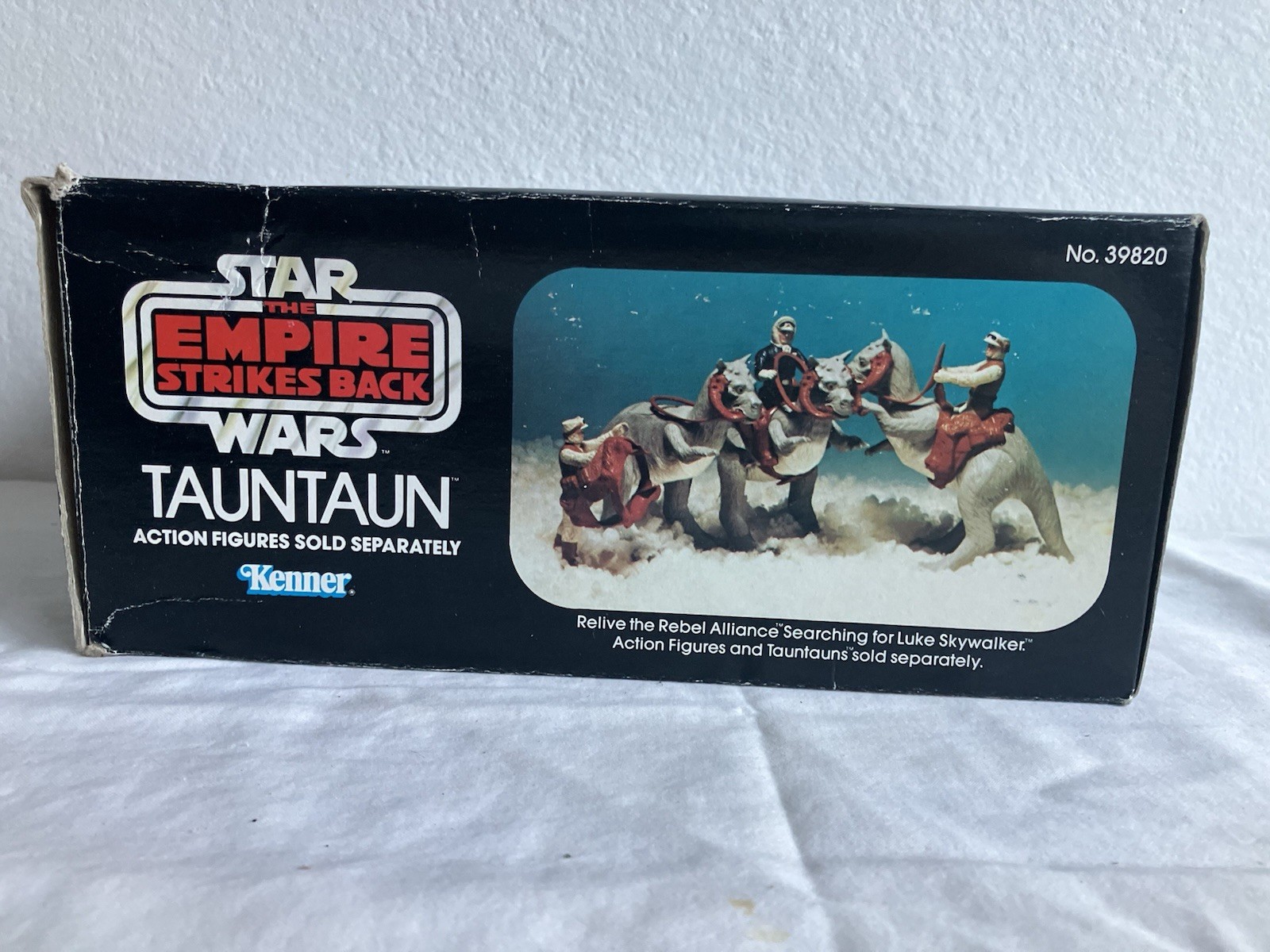 Tauntaun (closed belly) sold