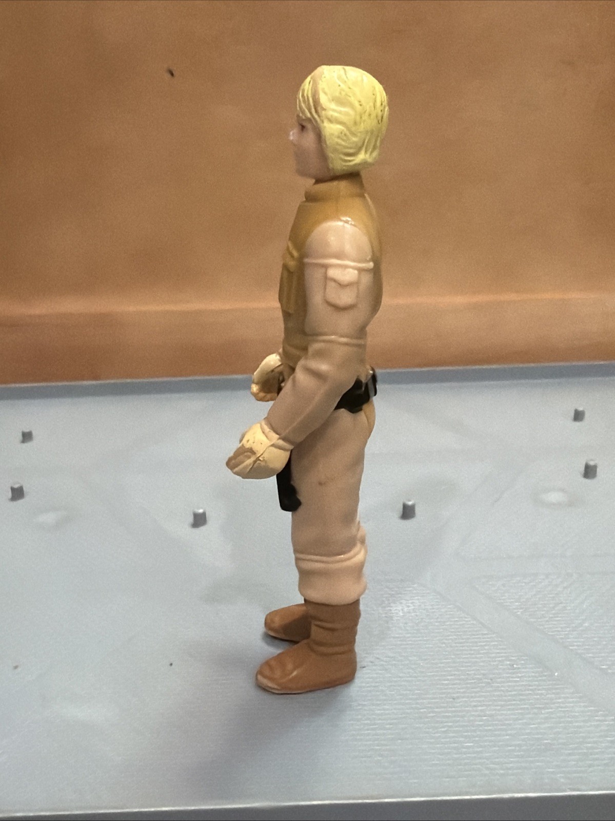 Luke Skywalker (Bespin Fatigues) sold