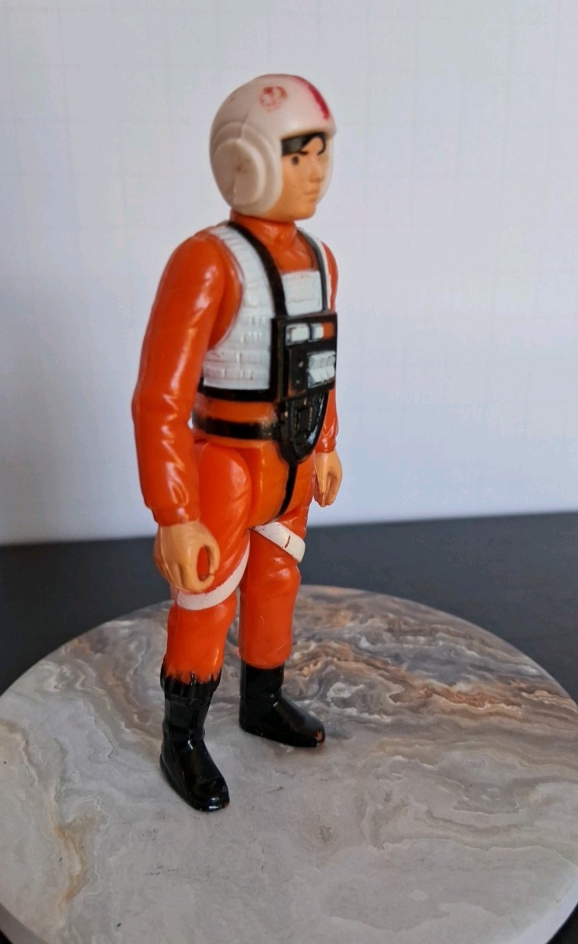 Luke Skywalker (X-Wing Fighter Pilot) sold