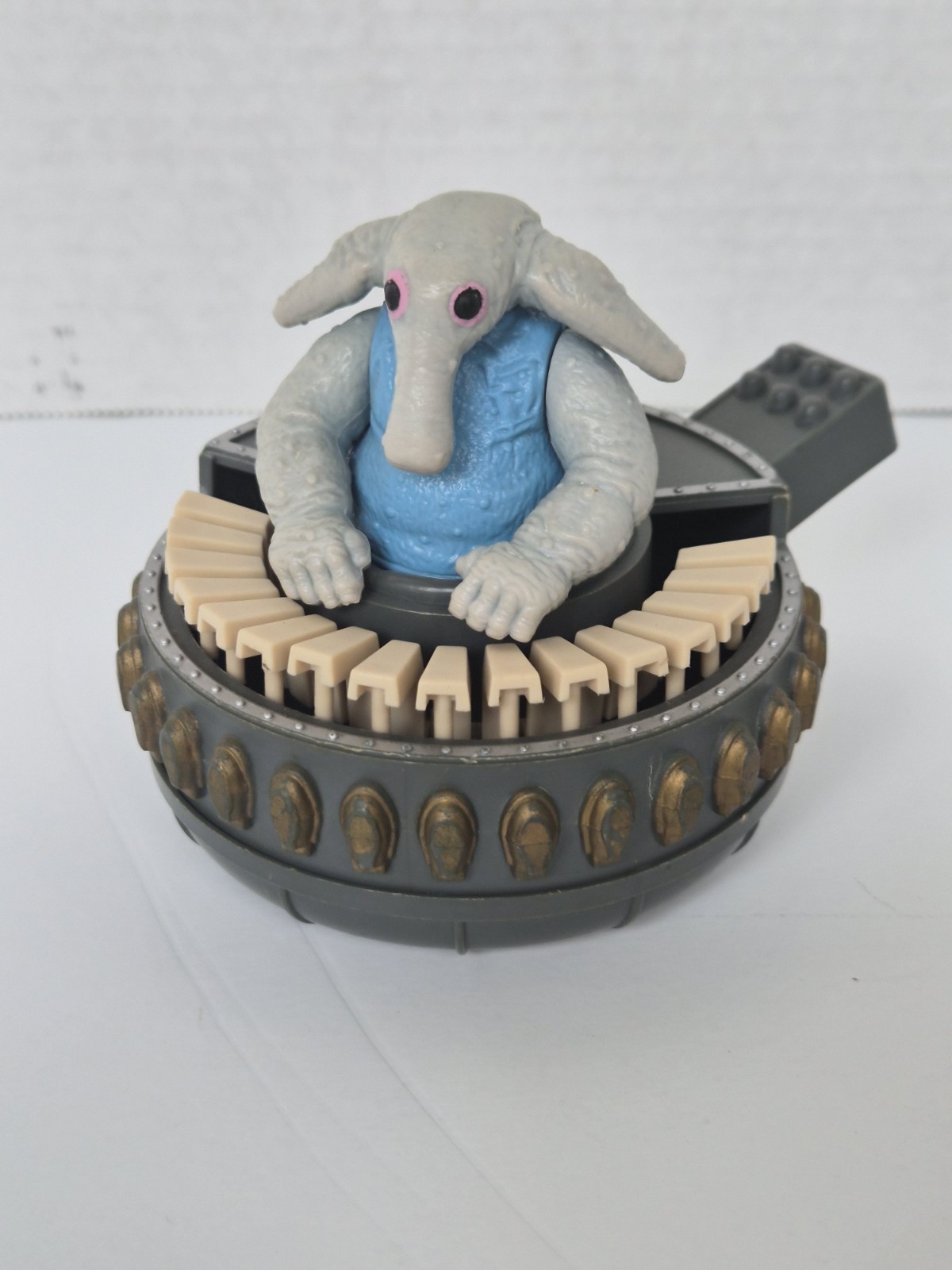 Max Rebo sold