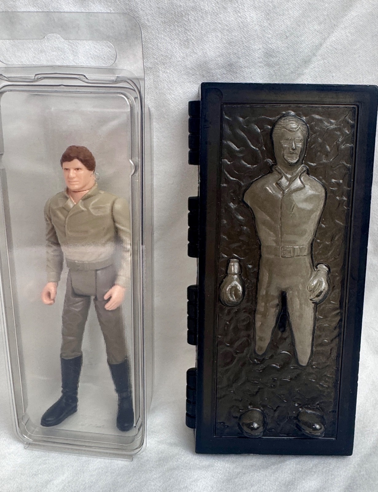 Han Solo (In Carbonite Chamber) sold