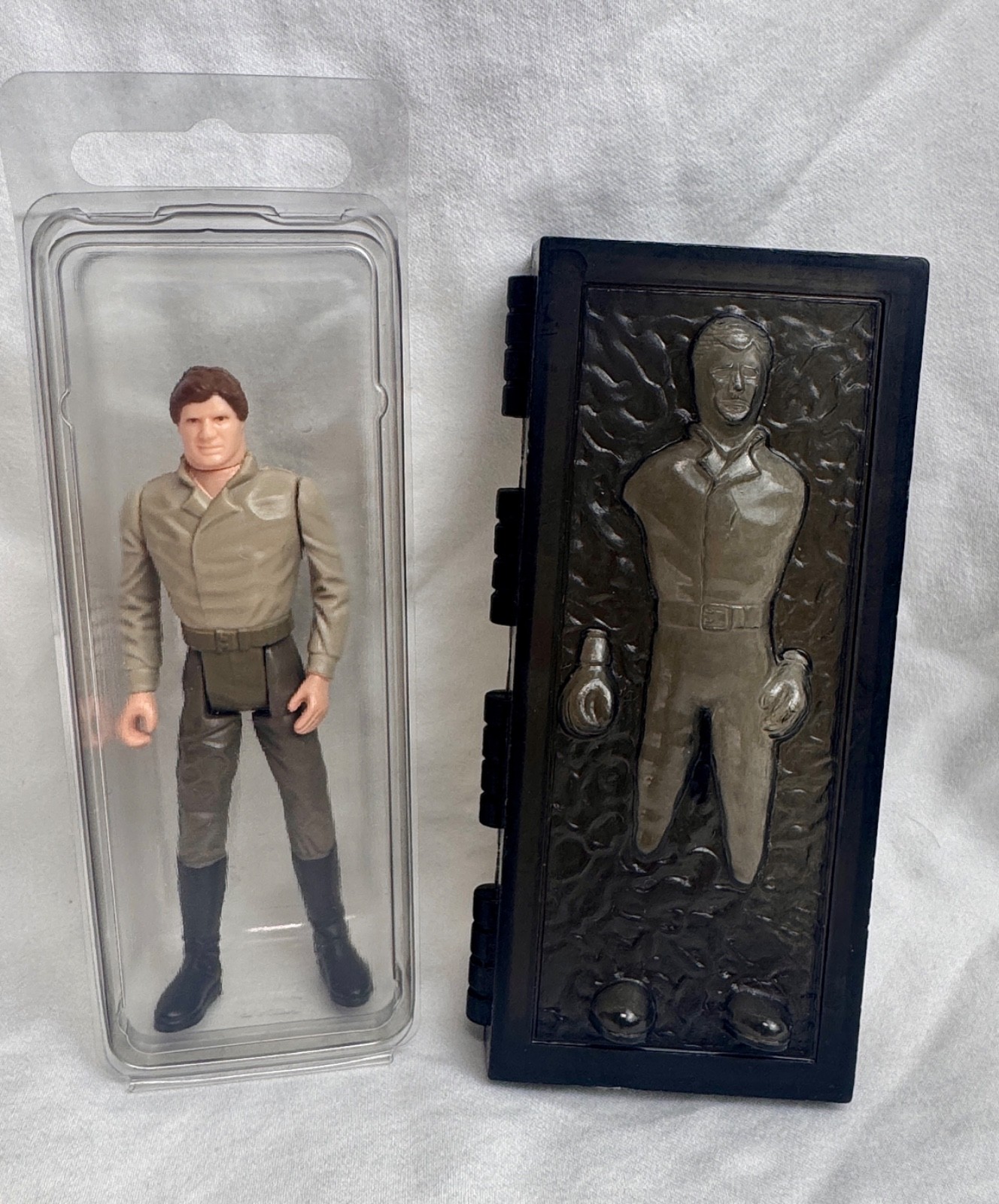 Han Solo (In Carbonite Chamber) sold