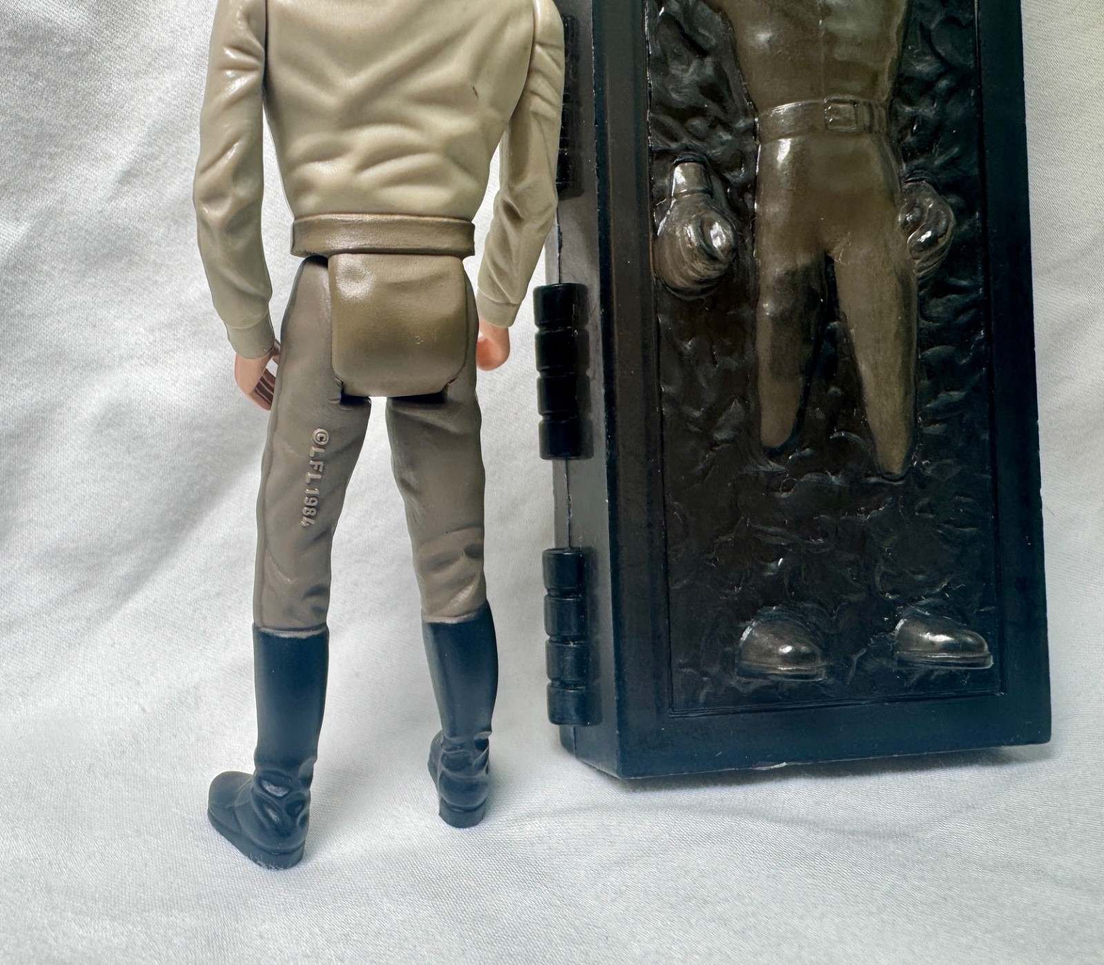 Han Solo (In Carbonite Chamber) sold