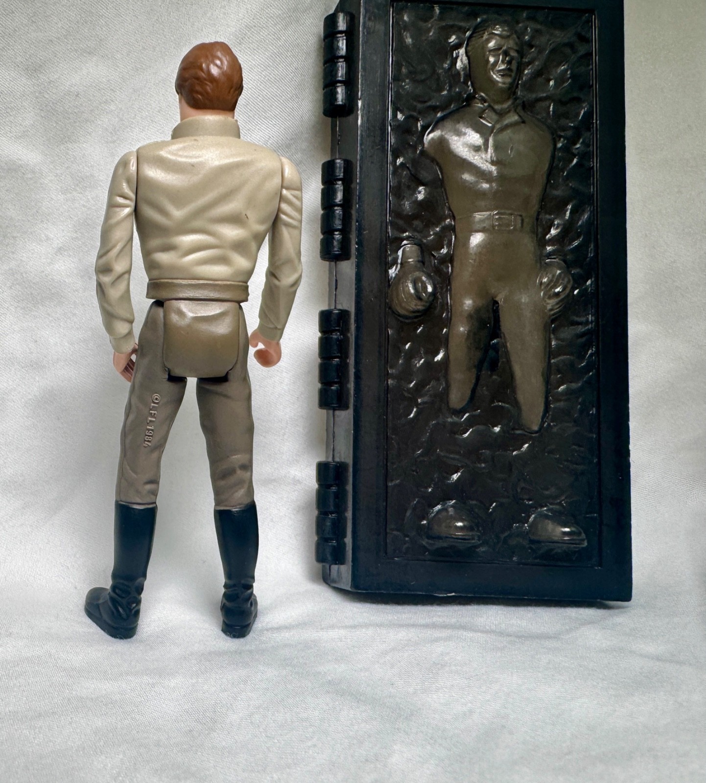 Han Solo (In Carbonite Chamber) sold