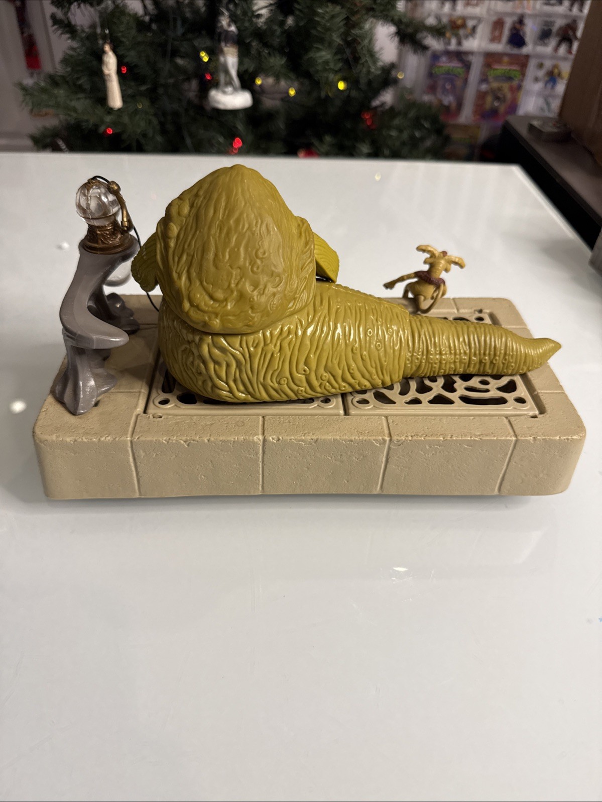Jabba the Hutt Action Playset sold