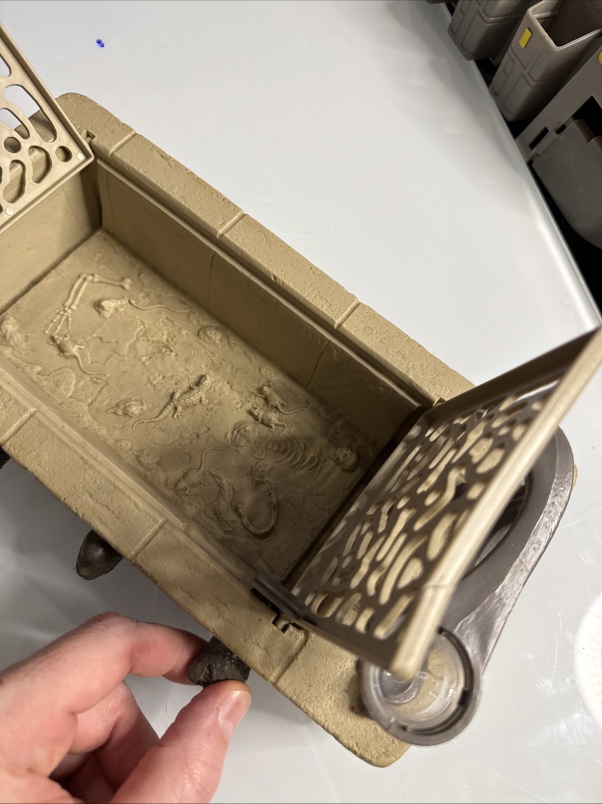 Jabba the Hutt Action Playset sold