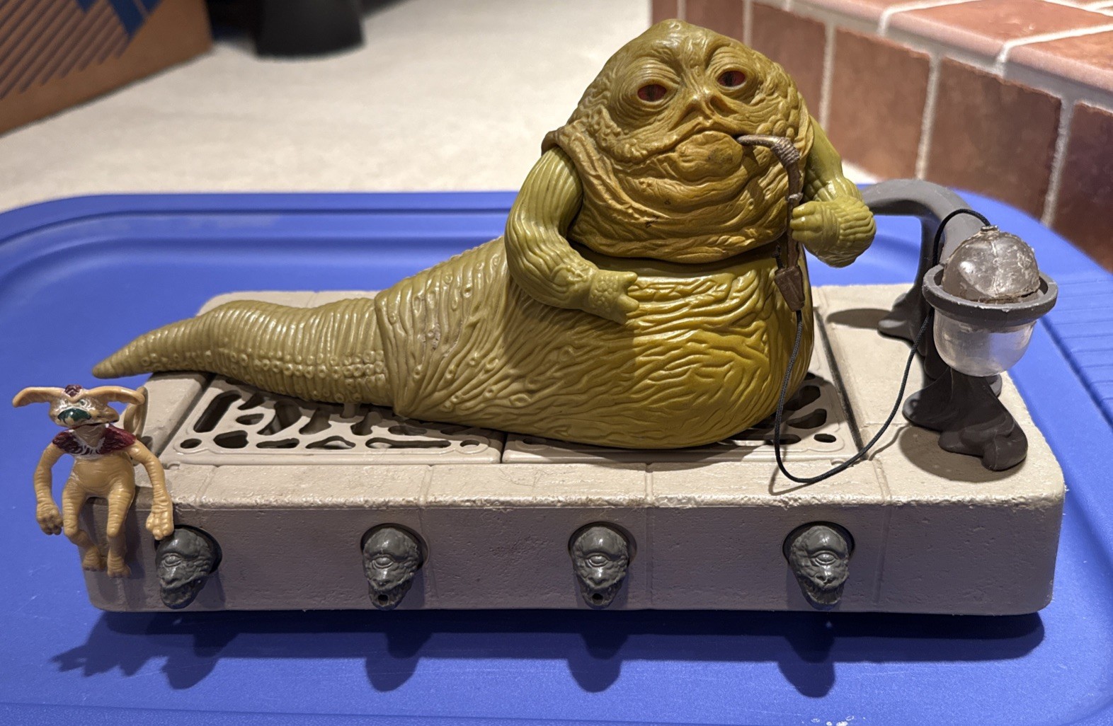 Jabba the Hutt Action Playset sold