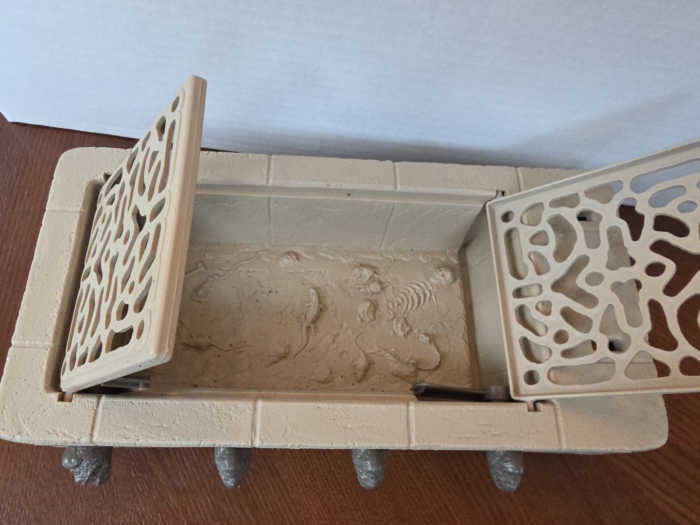 Jabba the Hutt Action Playset sold