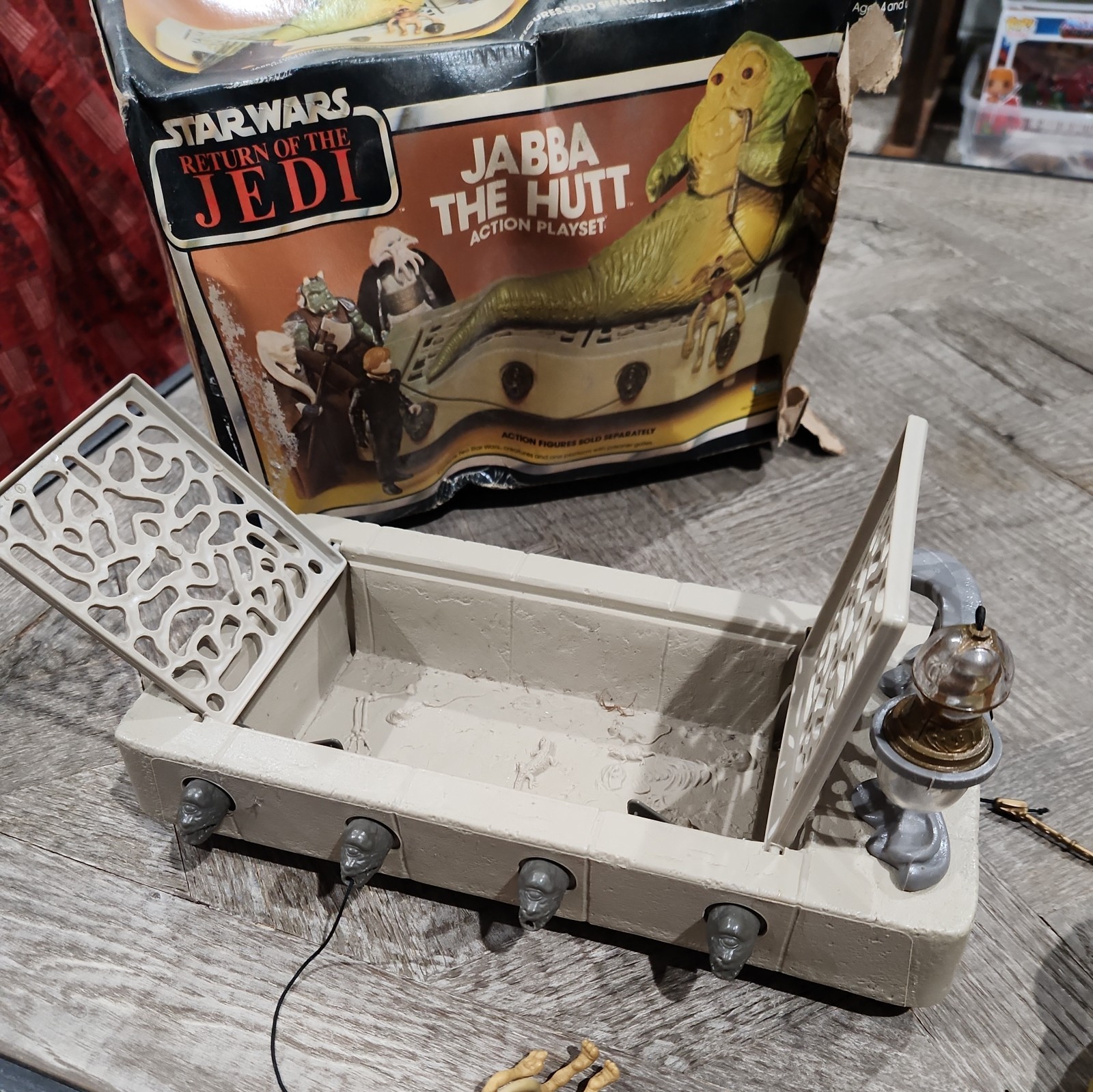 Jabba the Hutt Action Playset sold