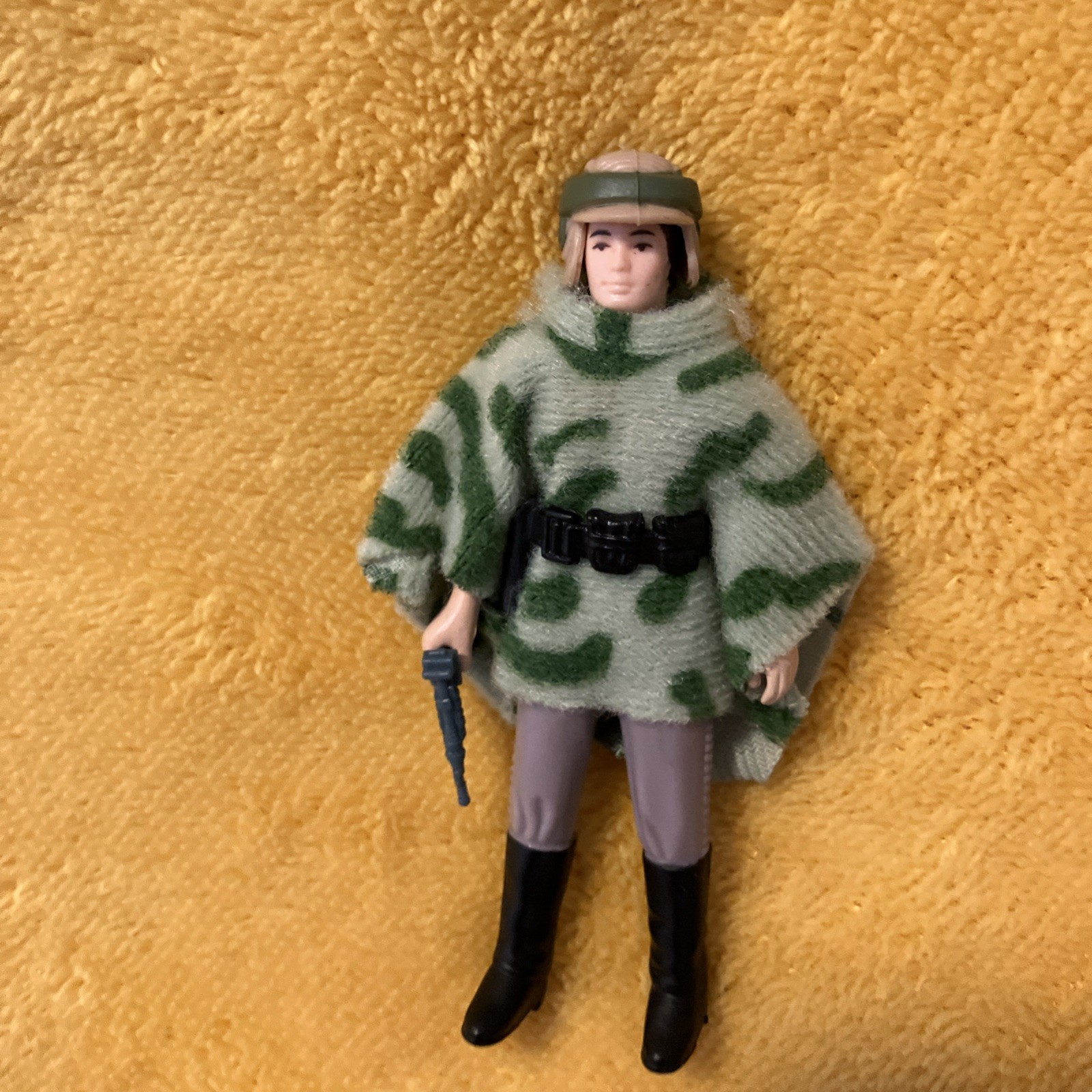 Princess Leia Organa (In Combat Poncho) sold