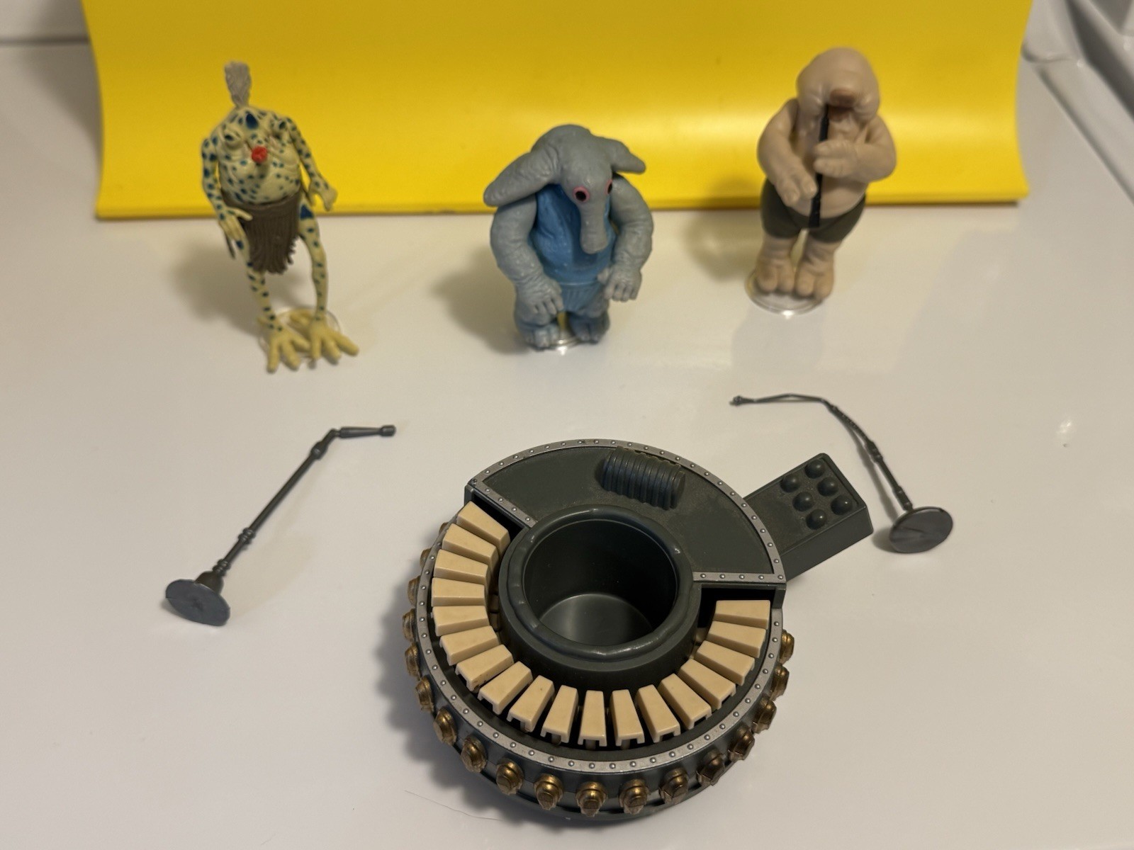 Sy Snootles & The Rebo Band sold