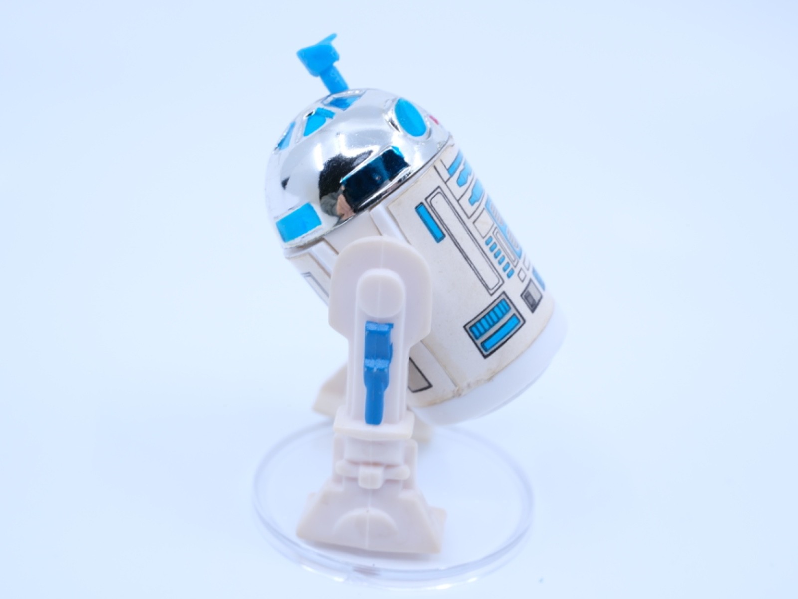 R2-D2 (Artoo-Detoo) (with Sensorscope) sold