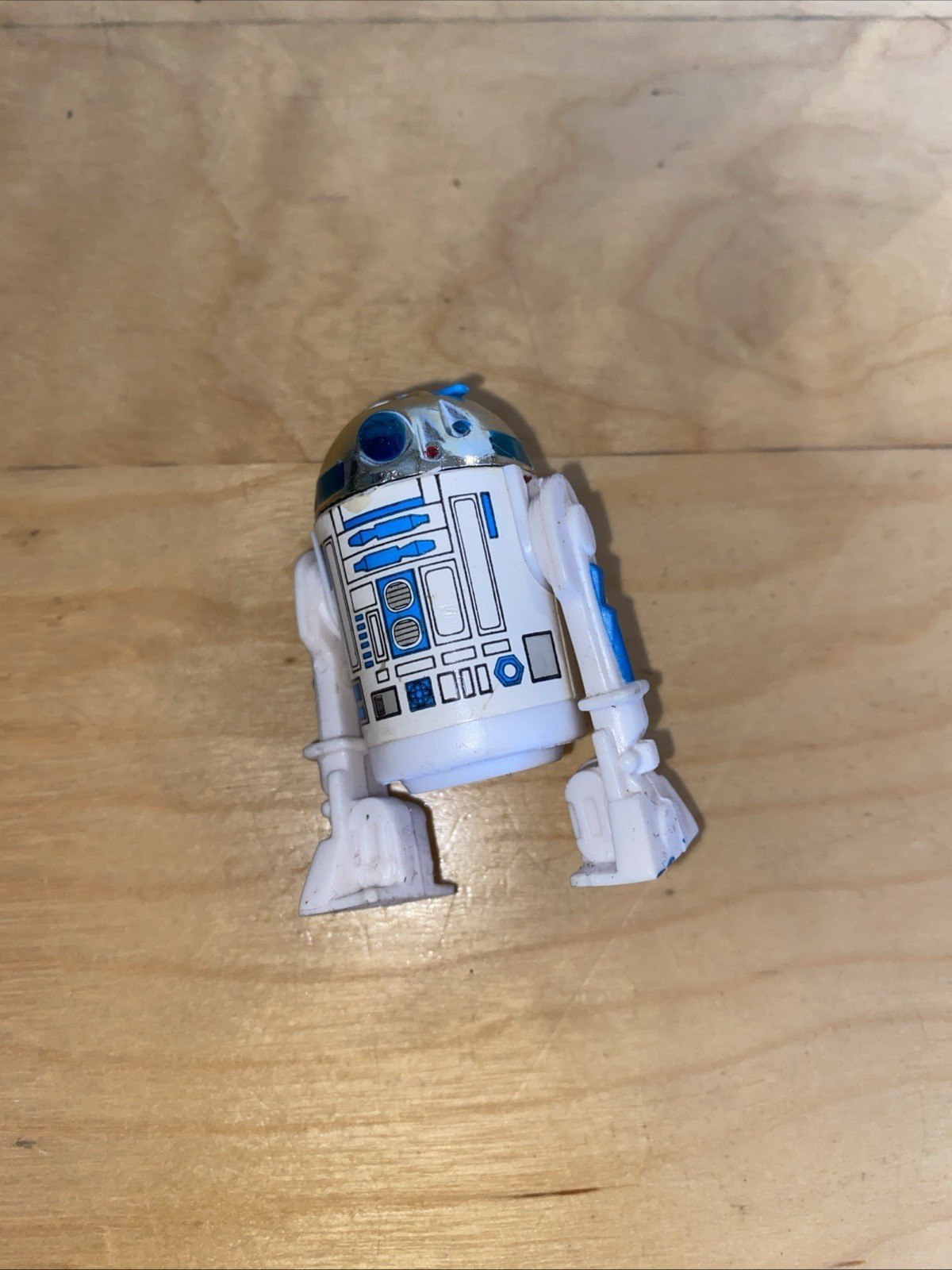 R2-D2 (Artoo-Detoo) (with Sensorscope) sold