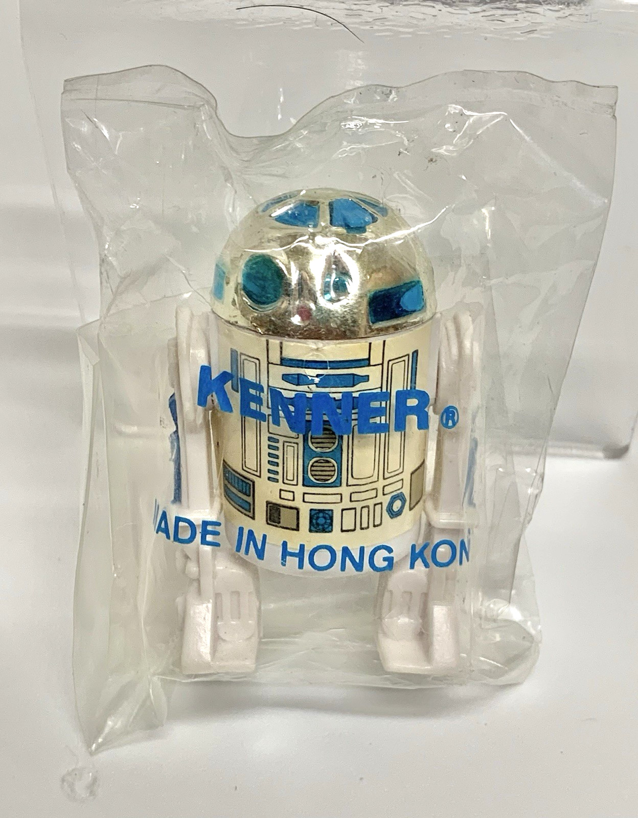 R2-D2 (Artoo-Detoo) (with Sensorscope) sold